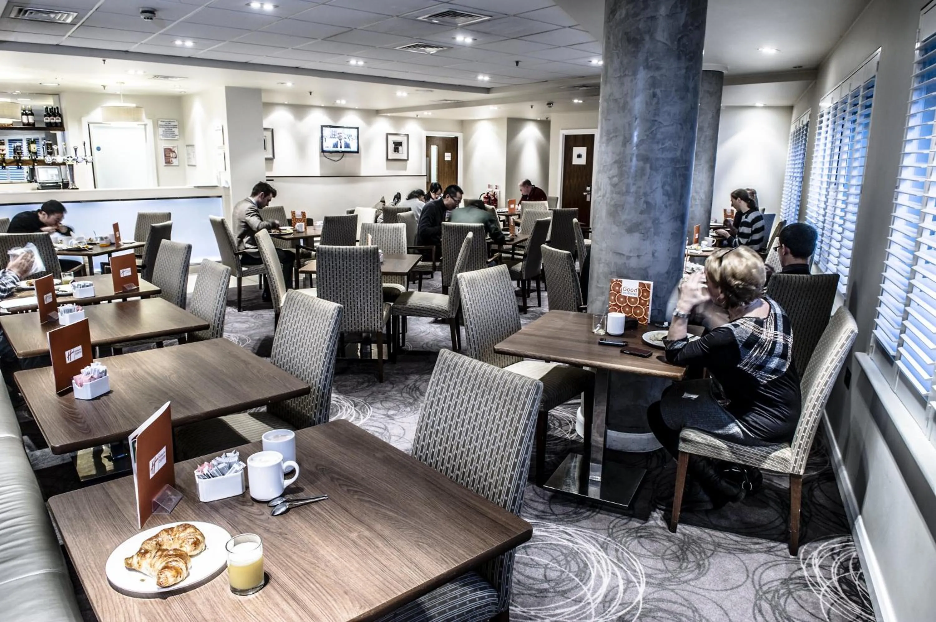 Breakfast in Holiday Inn Express Manchester City Centre by IHG