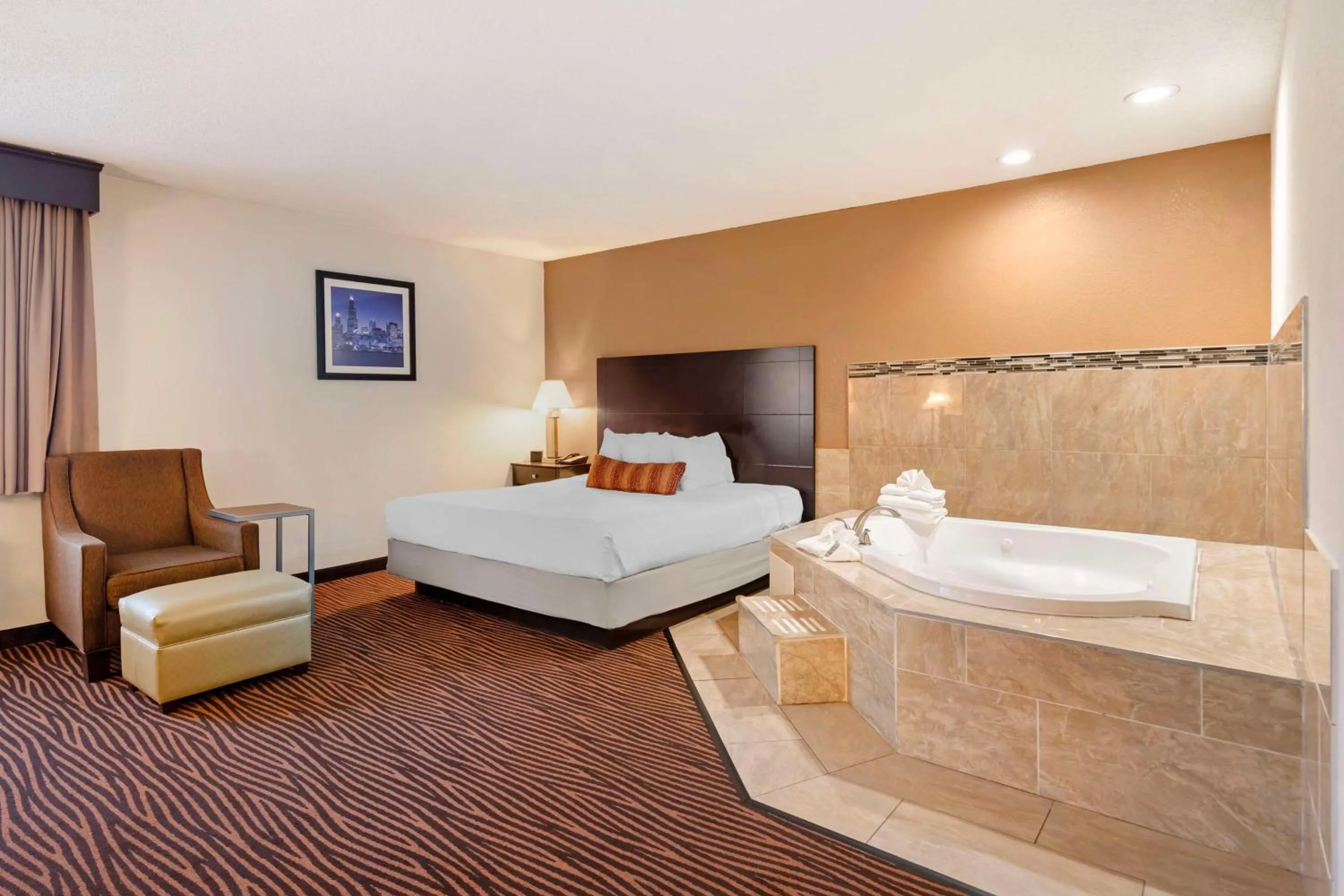 Bedroom, Bed in Best Western Des Plaines O'Hare