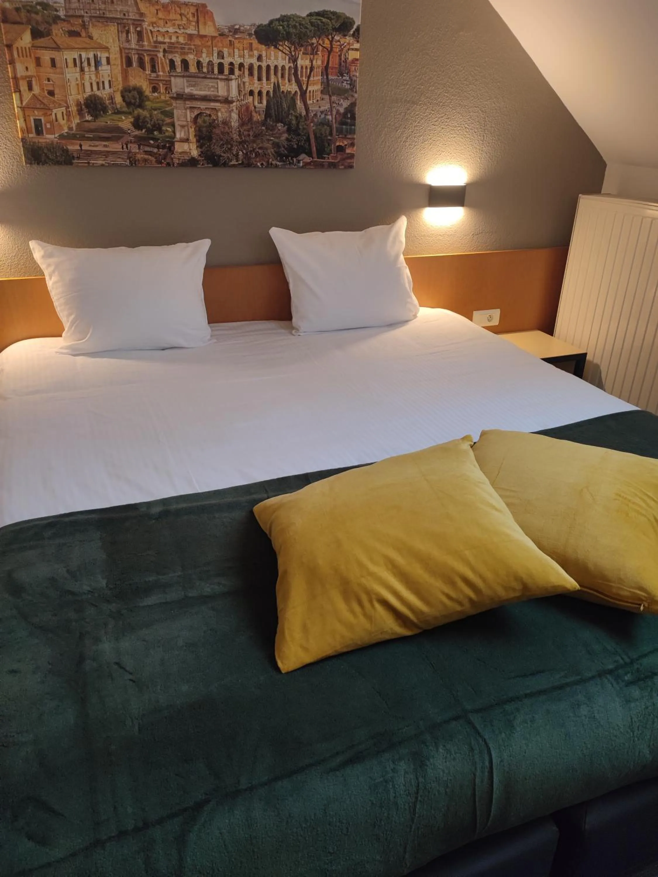 Bed in Hobbit Hotel Brussels Airport Zaventem