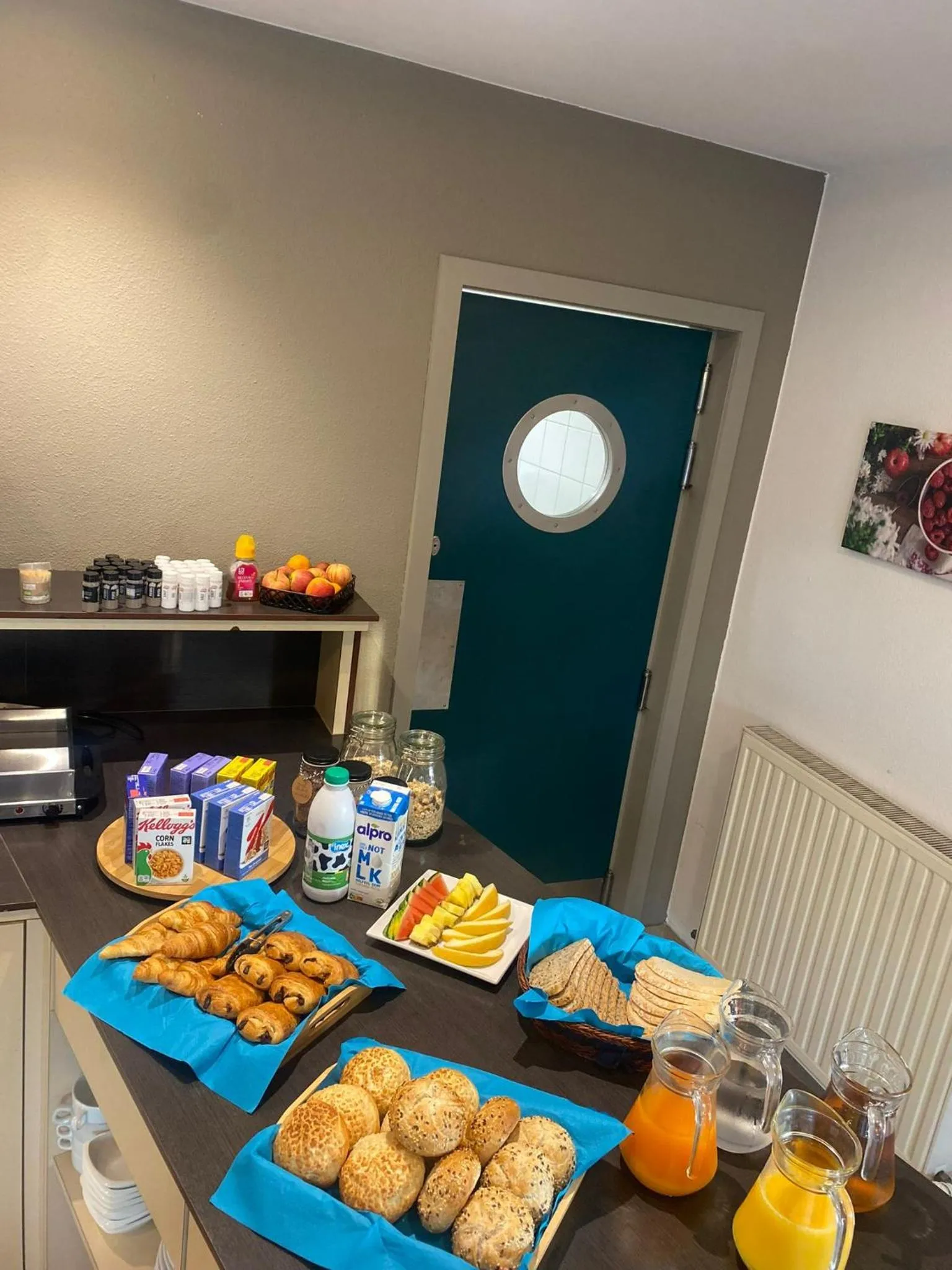 Breakfast in Hobbit Hotel Brussels Airport Zaventem