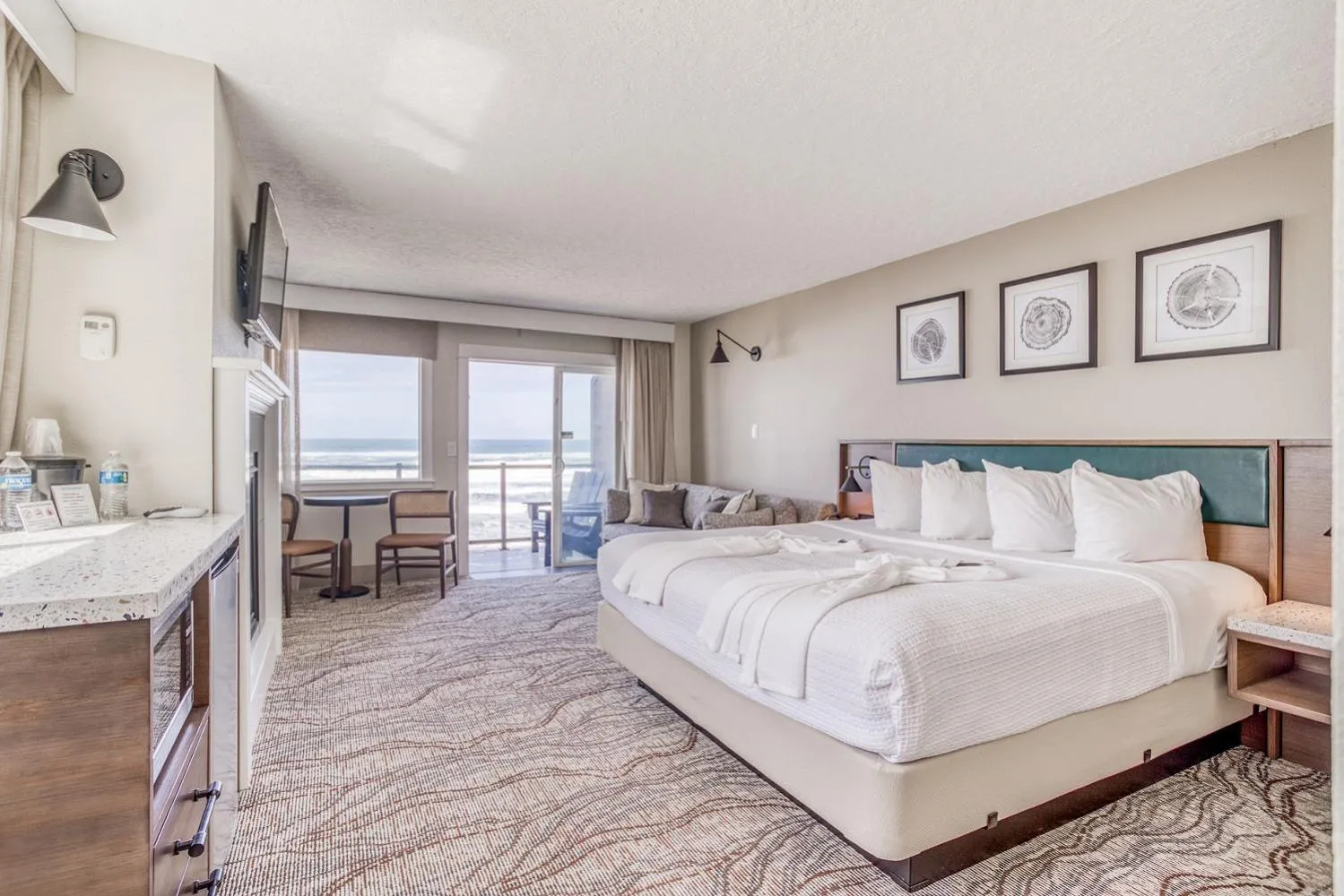 Bed in Beachfront Manor Hotel