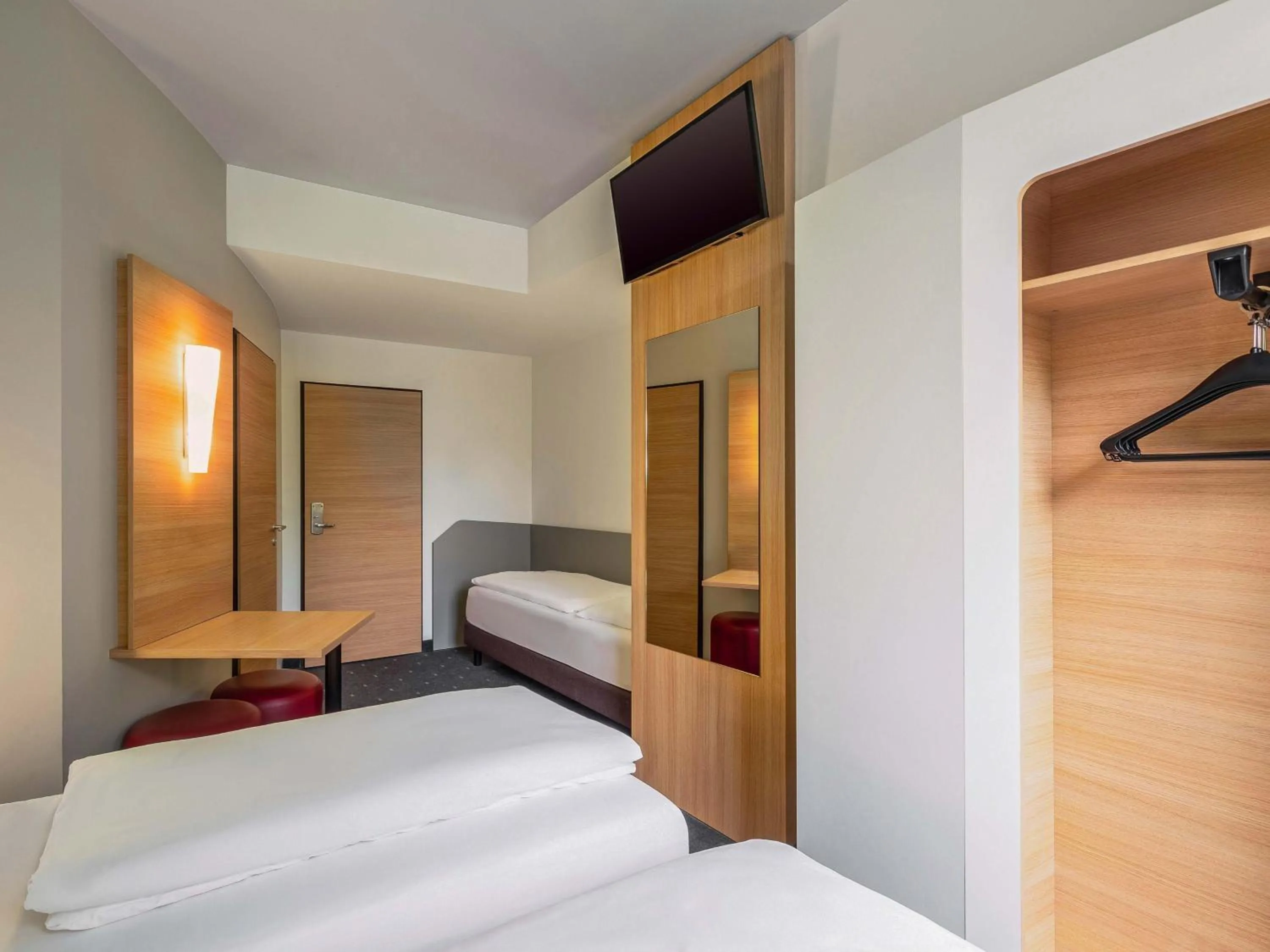 Photo of the whole room, Bed in B&B Hotel Dresden-Messe