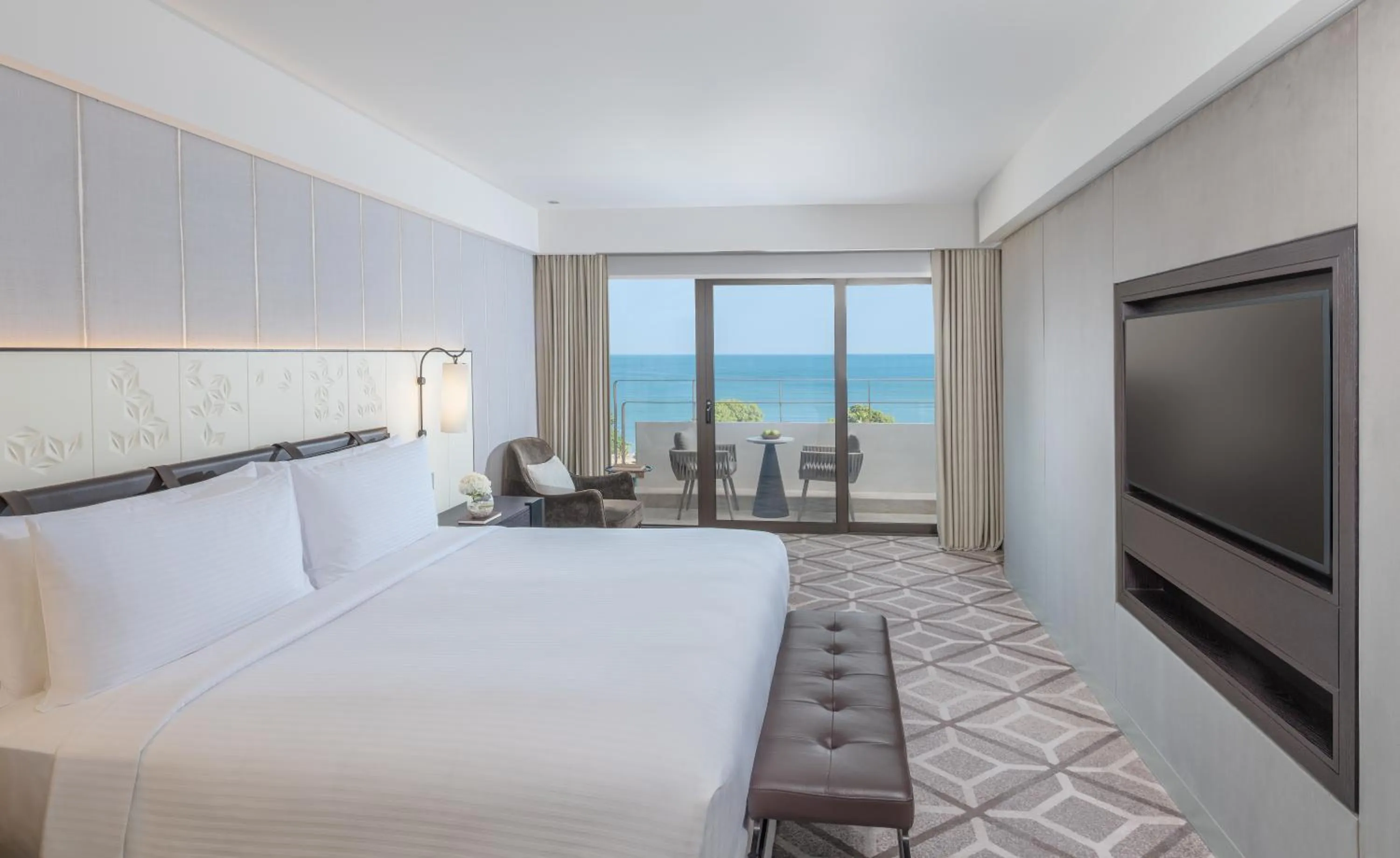 Bed in InterContinental Muscat by IHG