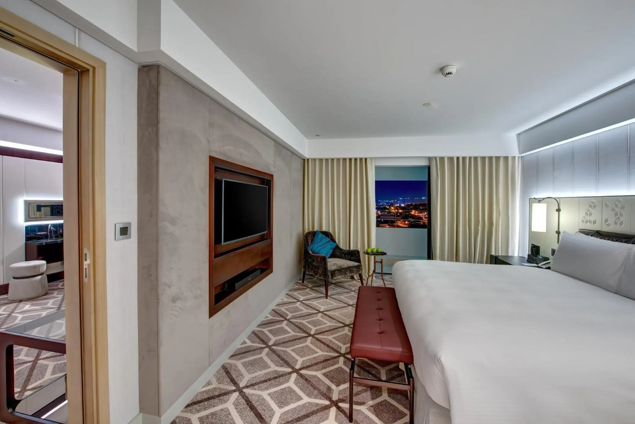 Photo of the whole room, Bed in InterContinental Muscat by IHG