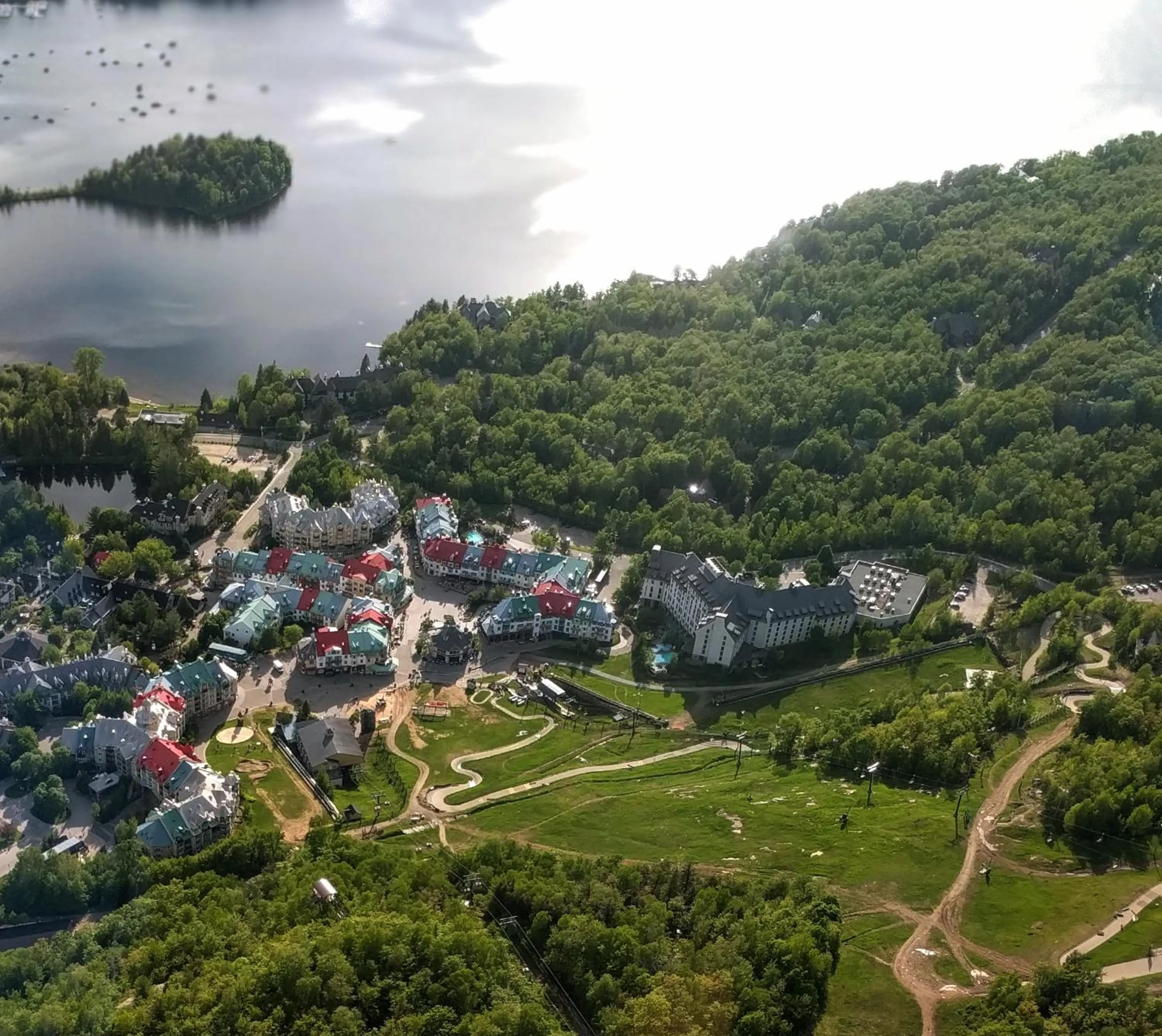 Property building in Le Westin Tremblant