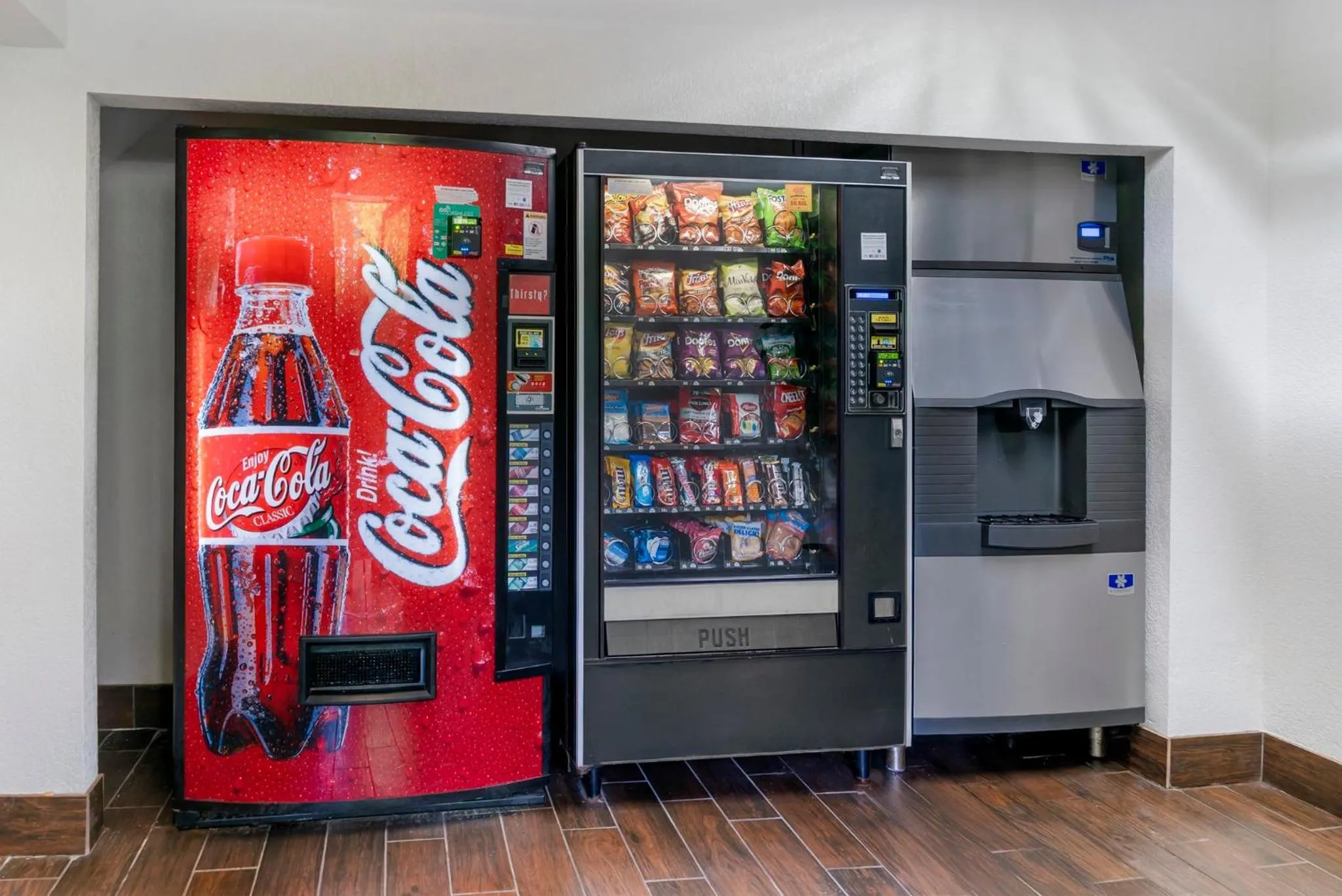 Restaurant/places to eat in Red Roof Inn Detroit-Rochester Hills/ Auburn Hills