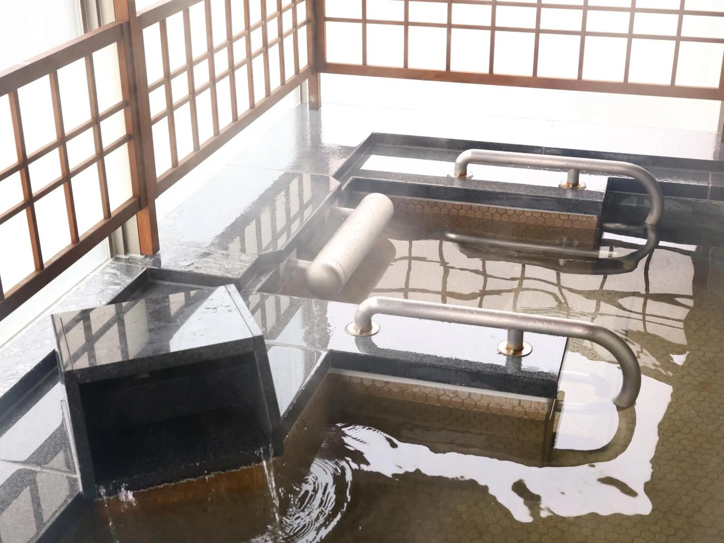 Public Bath in Tennen Onsen Taho-no-Yu Dormy Inn Niigata