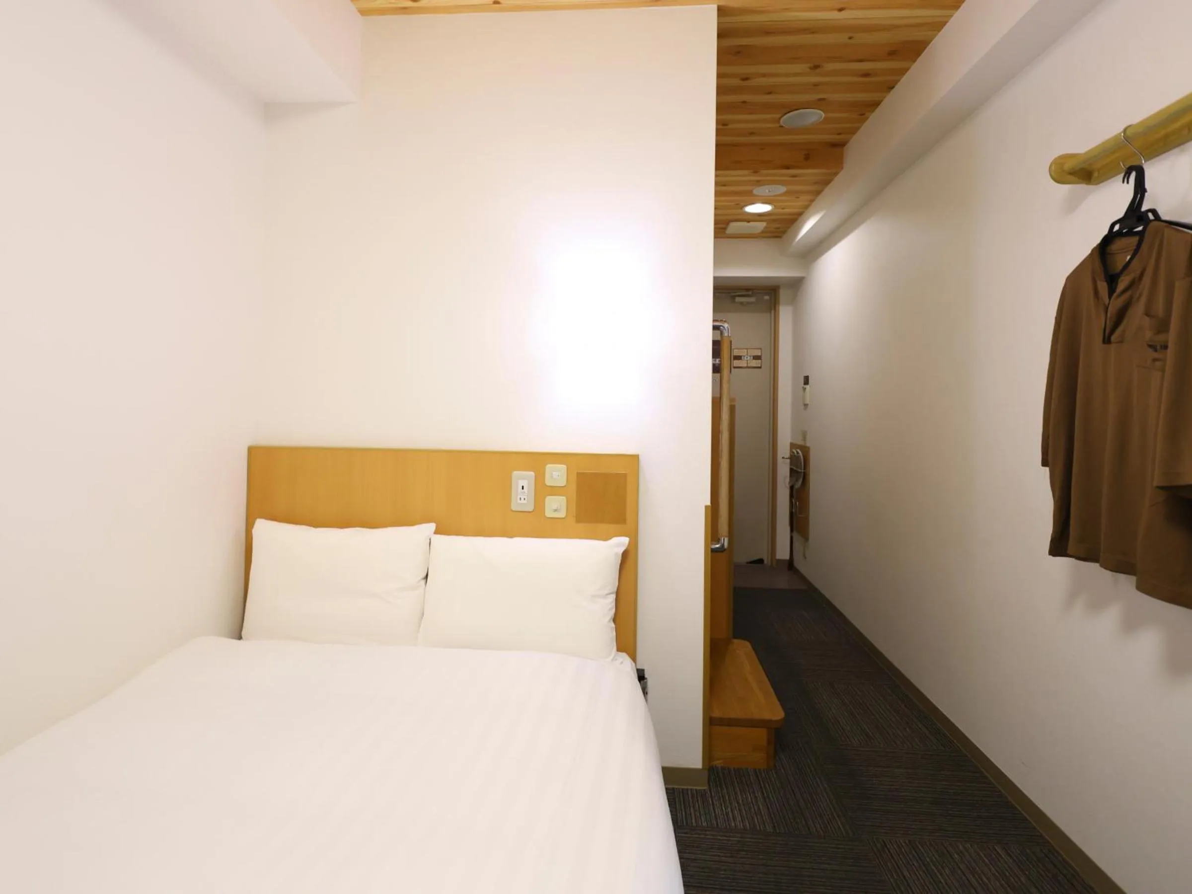 Photo of the whole room, Bed in Tennen Onsen Taho-no-Yu Dormy Inn Niigata