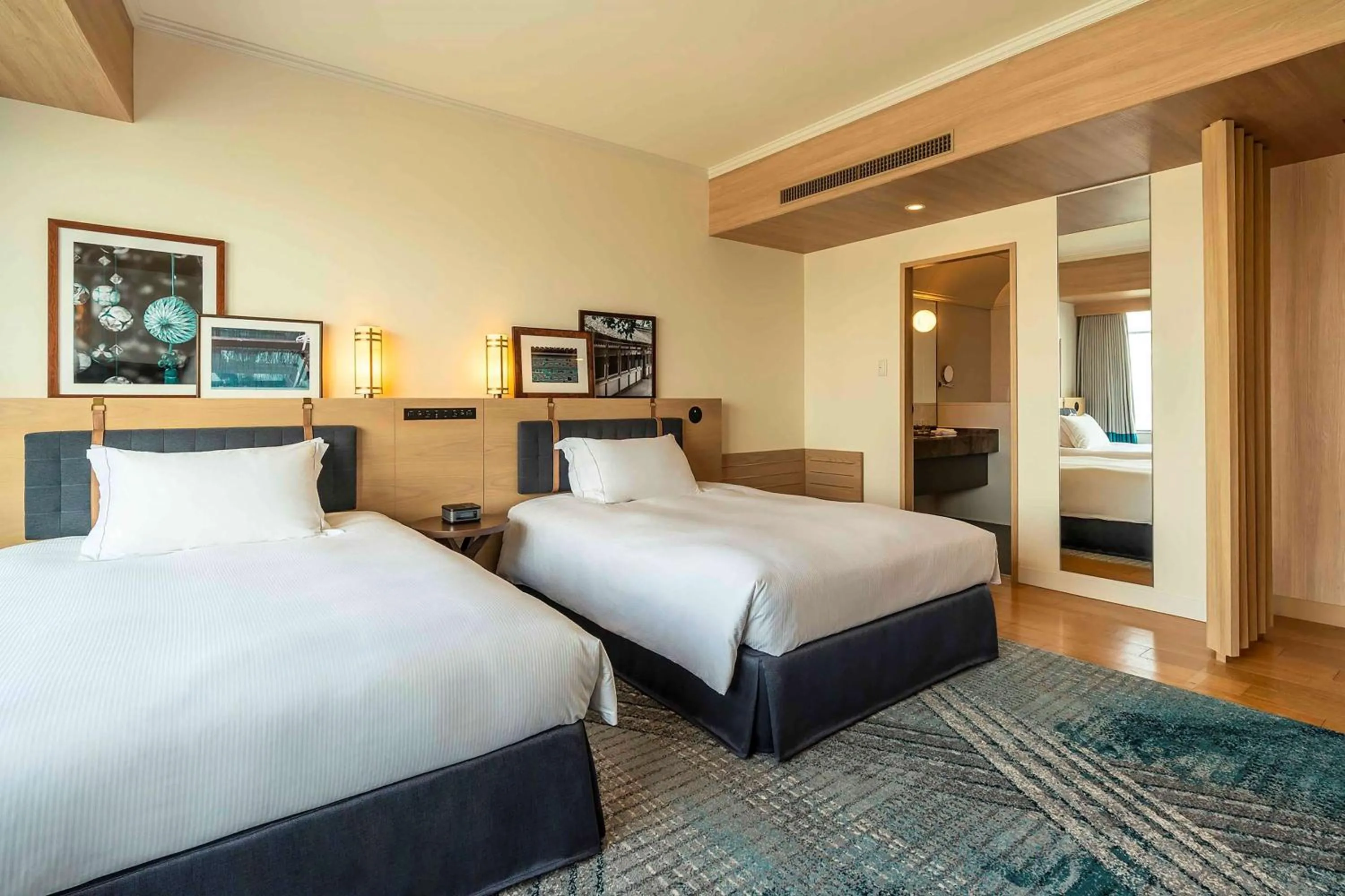 Photo of the whole room, Bed in Hilton Fukuoka Sea Hawk