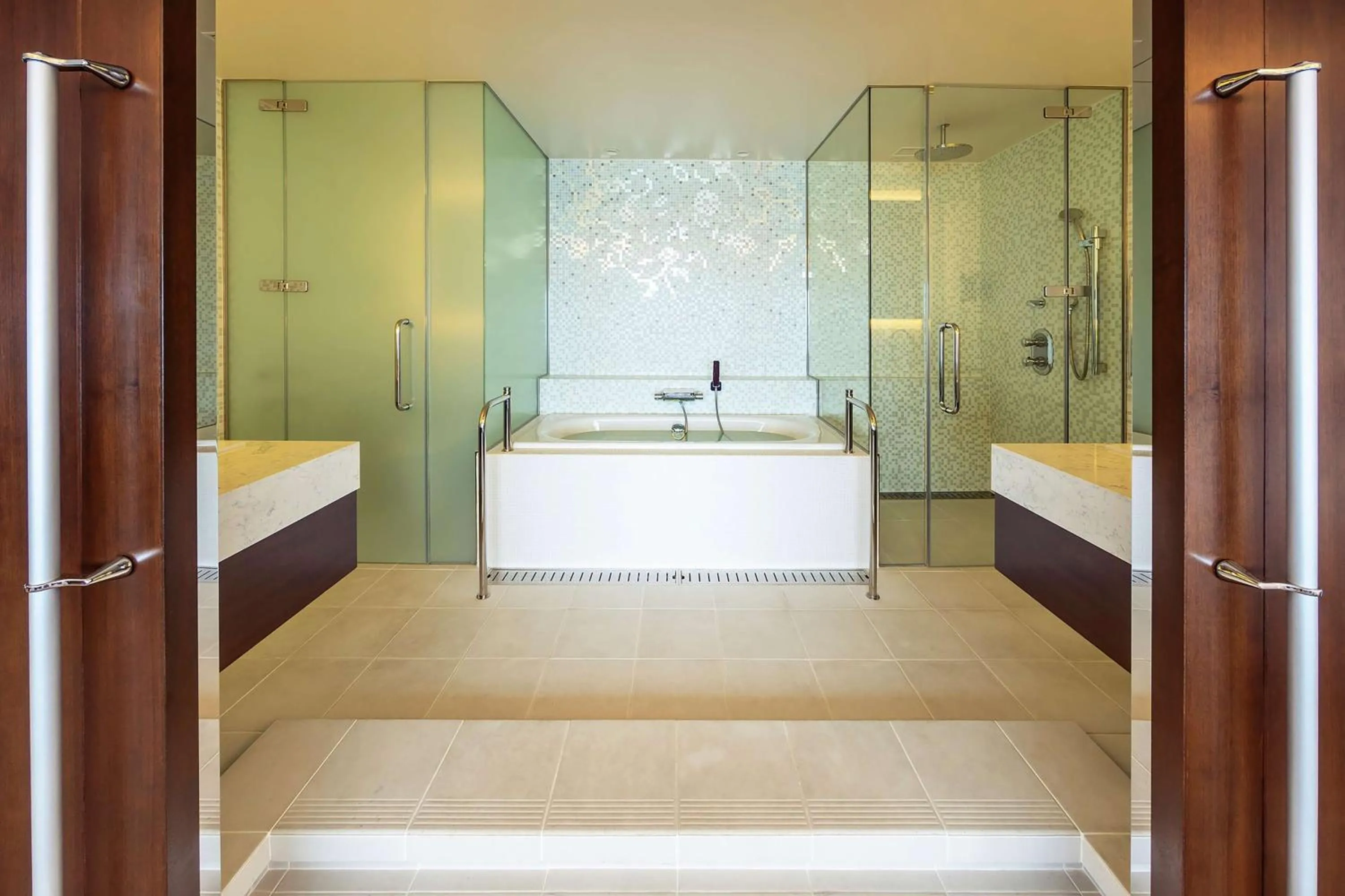 Bathroom in Hilton Fukuoka Sea Hawk