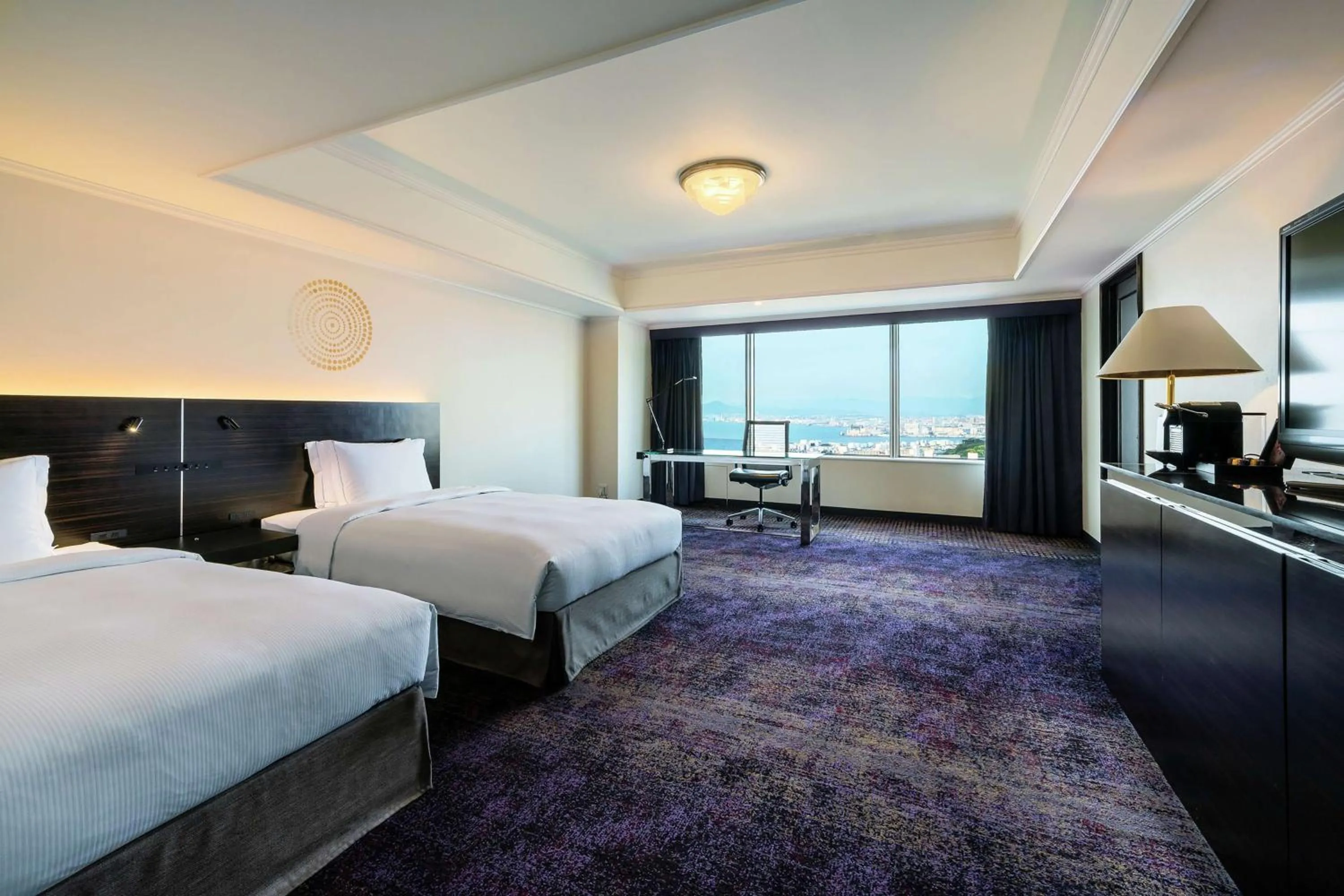 Bedroom, Bed in Hilton Fukuoka Sea Hawk