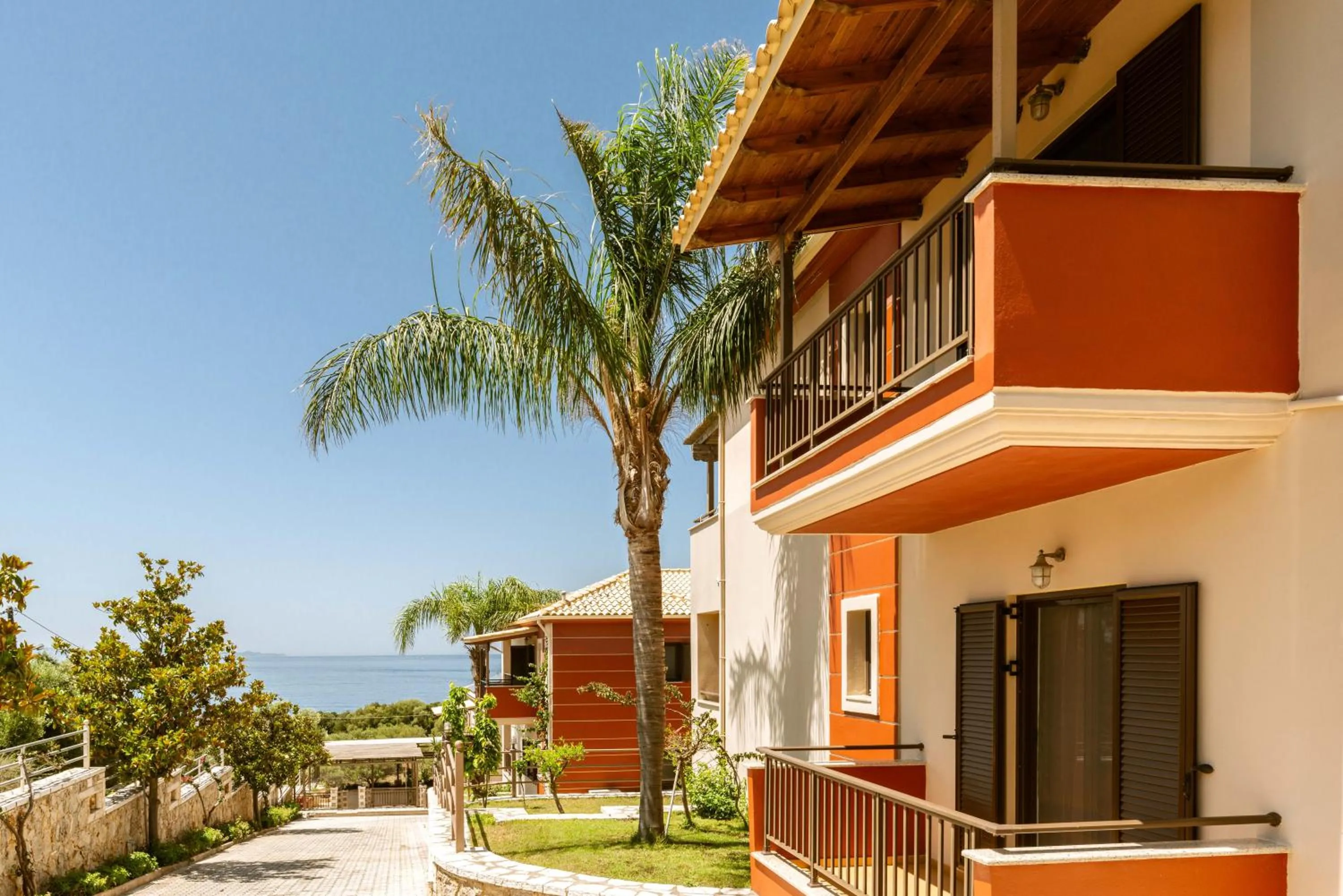 Property building in 3Aktes Suites & Studios