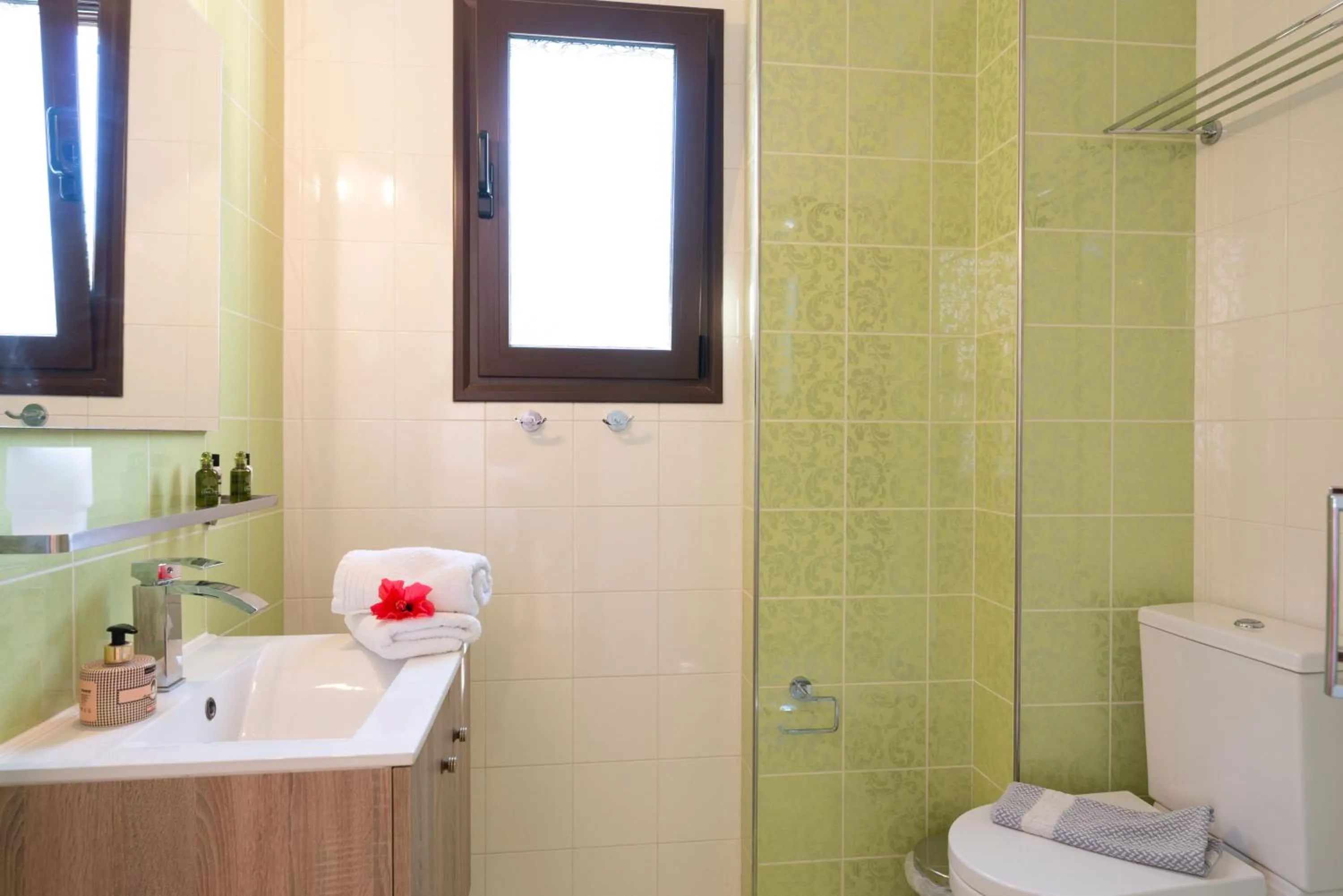 Bathroom in 3Aktes Suites & Studios