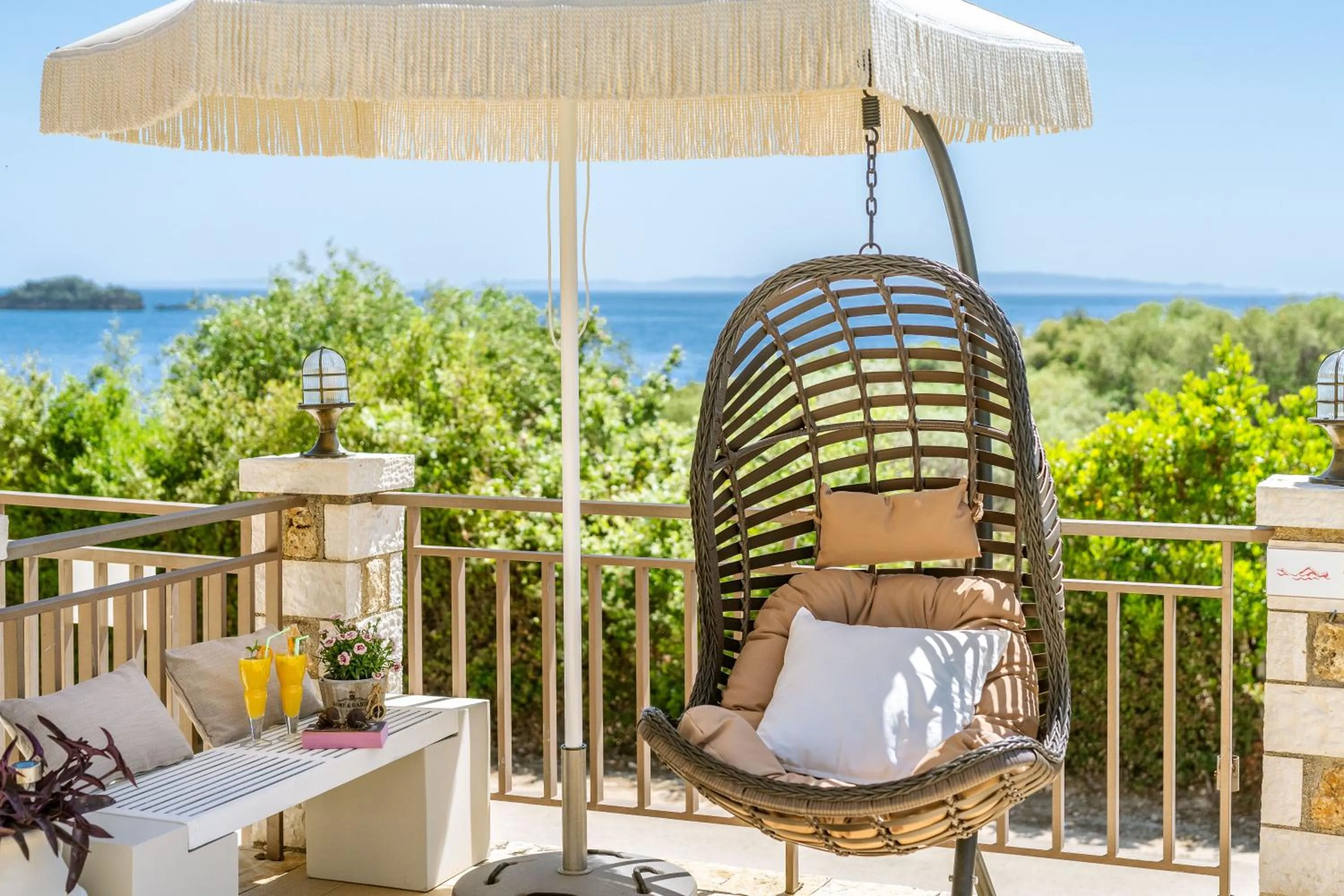 Sea view in 3Aktes Suites & Studios