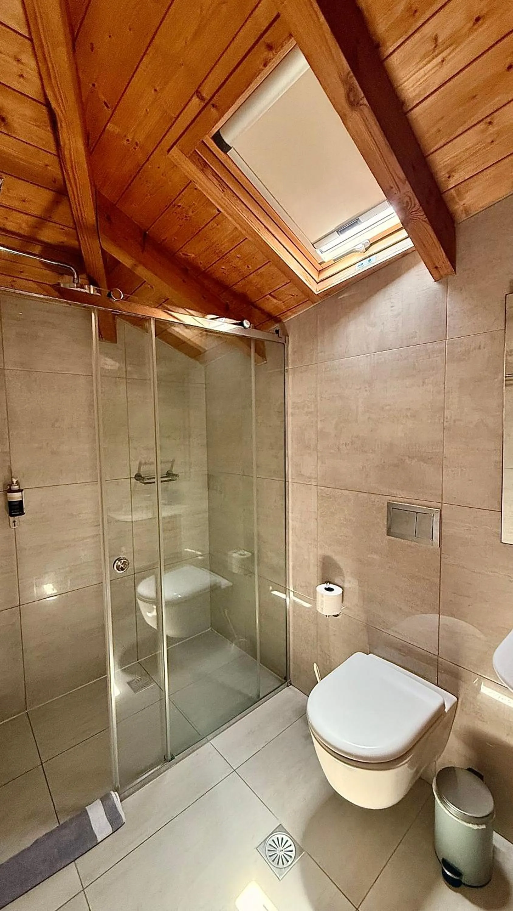 Bathroom in Iakinthos, Tsilivi Beach