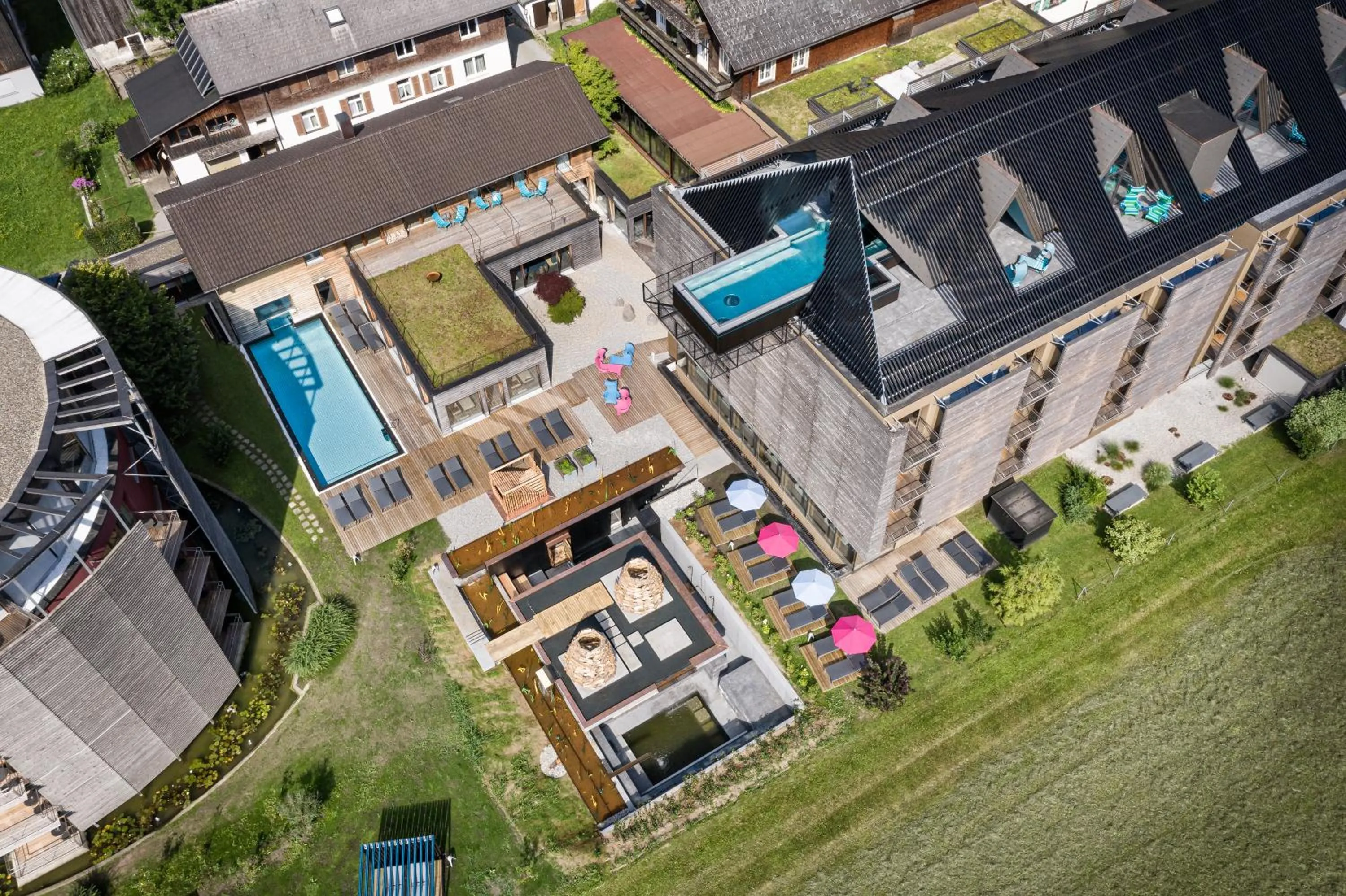 Property building in GAMS zu zweit