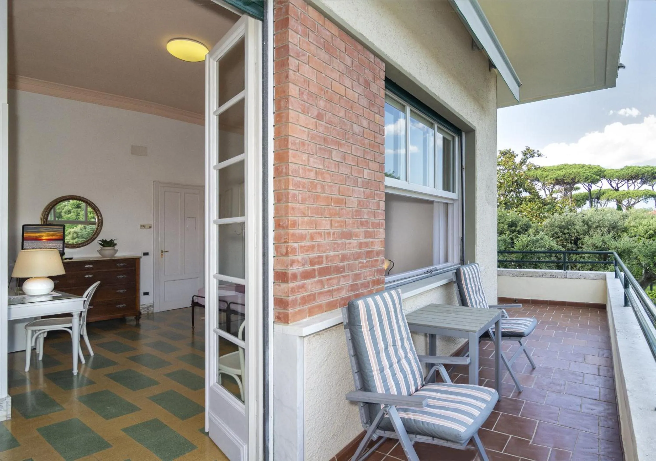 Summer in Hotel Villa Edera