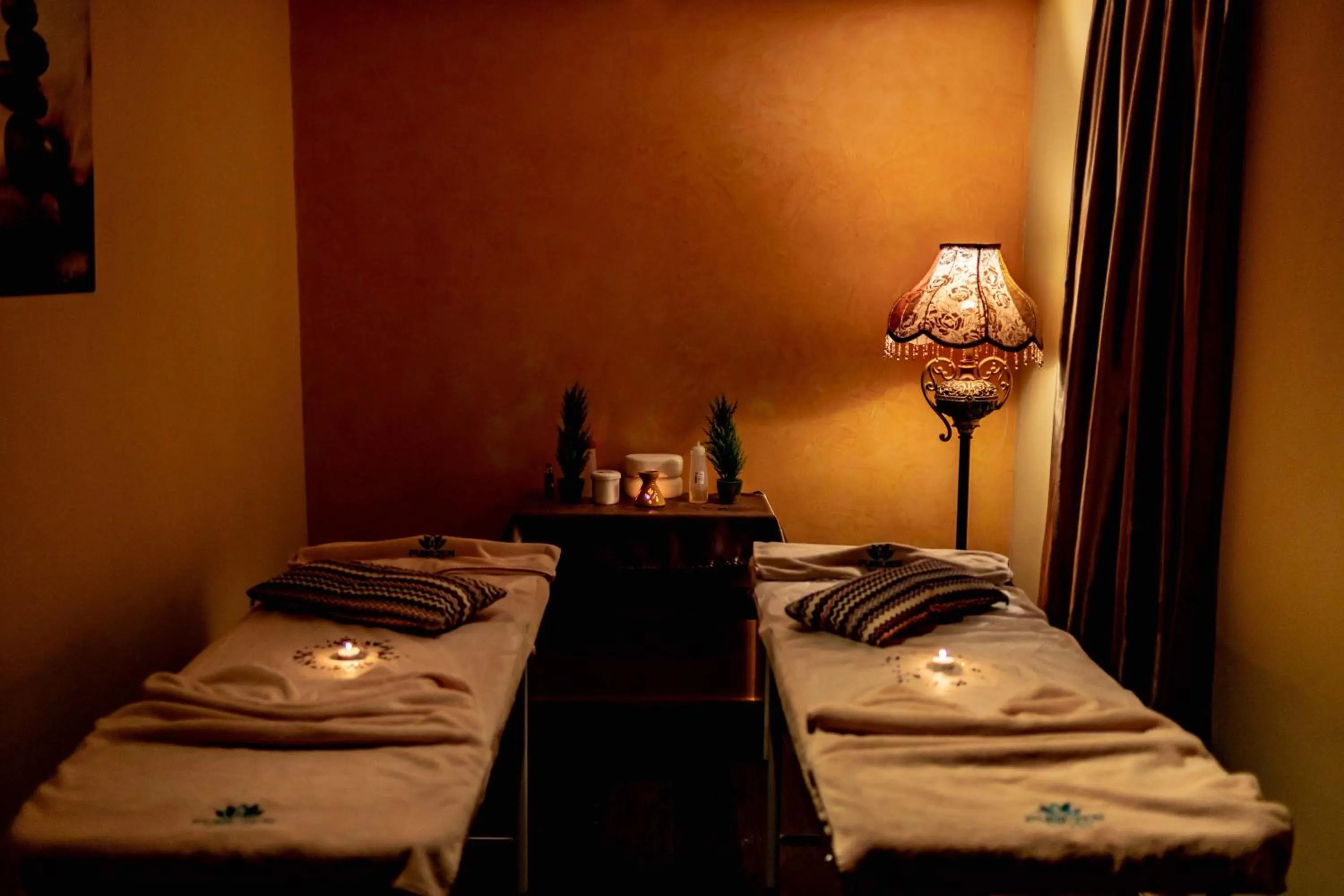 Massage in TMK Flora Park by Turismark - Adults Only