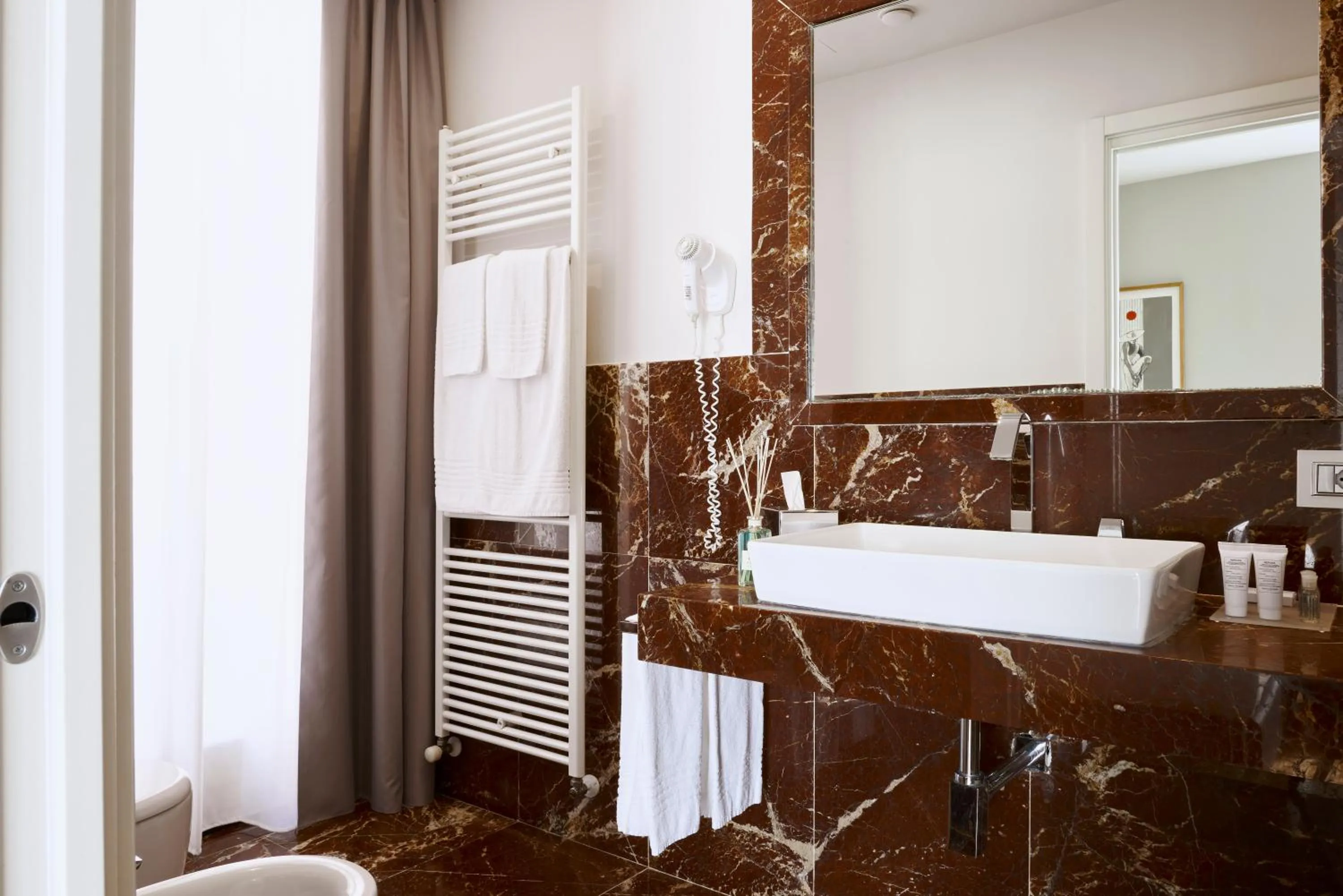 Bathroom in Hotel Michelangelo