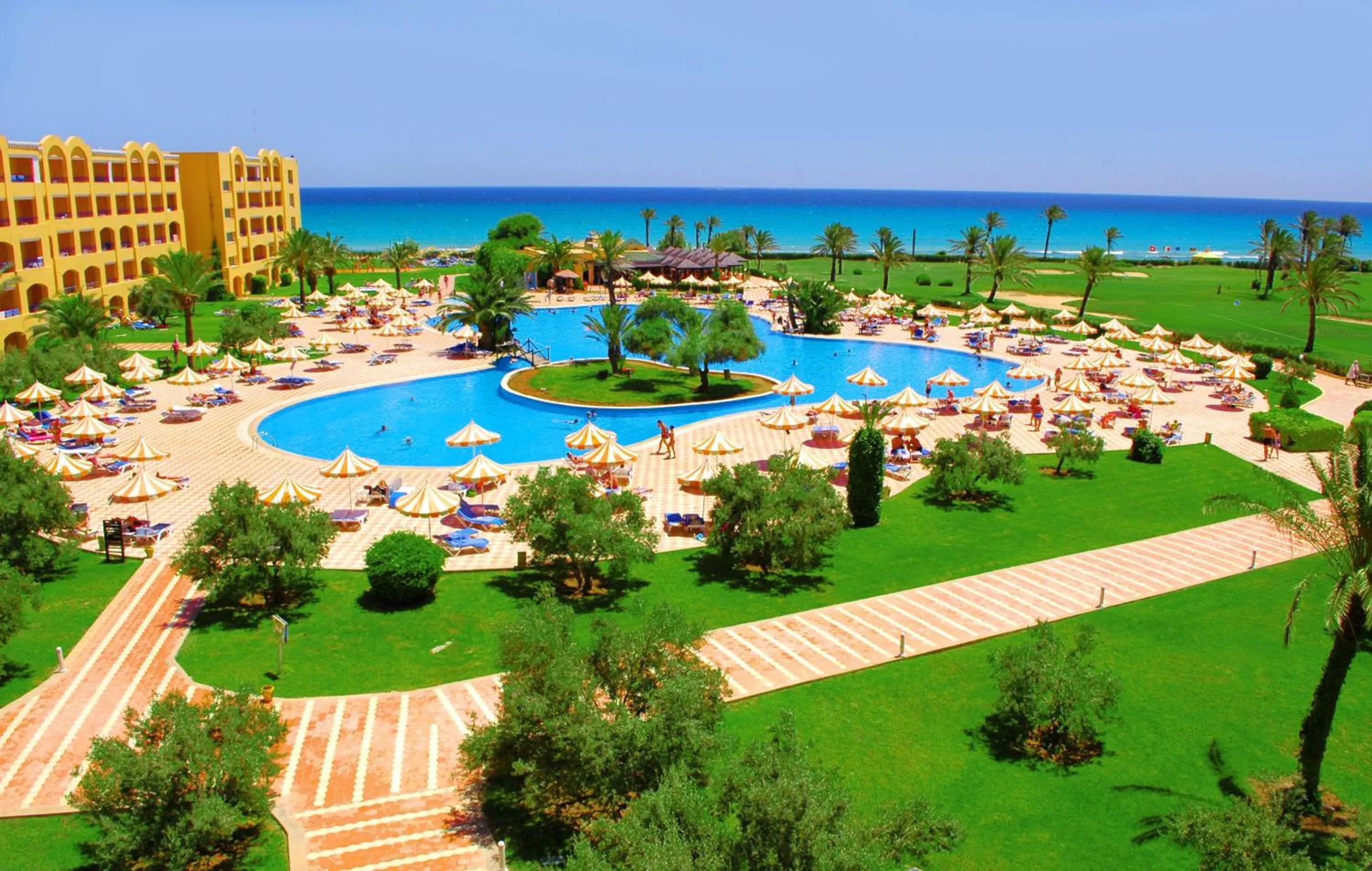 Property building in Hotel Nour Palace Resort & Thalasso Mahdia