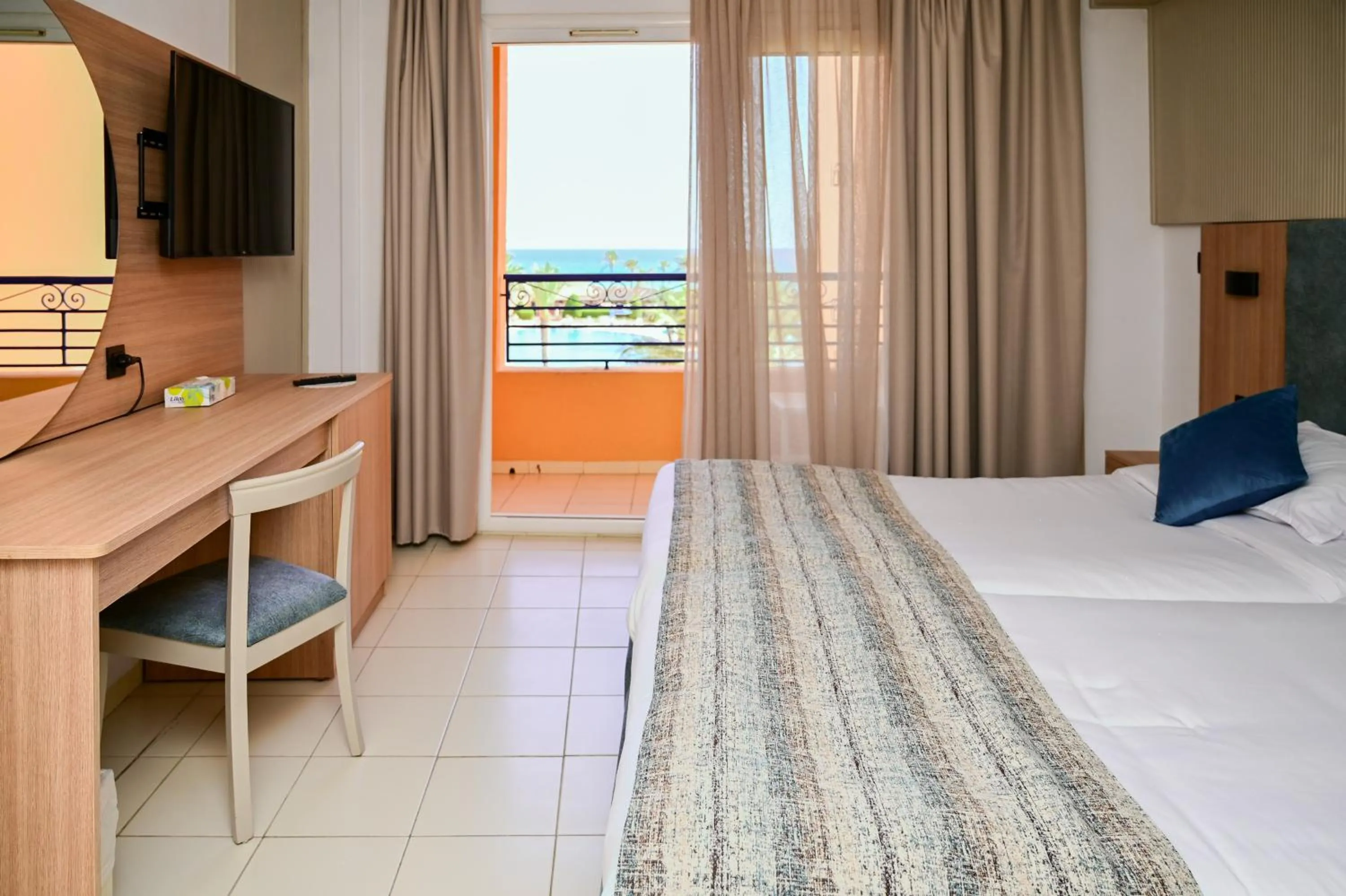 Bed in Hotel Nour Palace Resort & Thalasso Mahdia