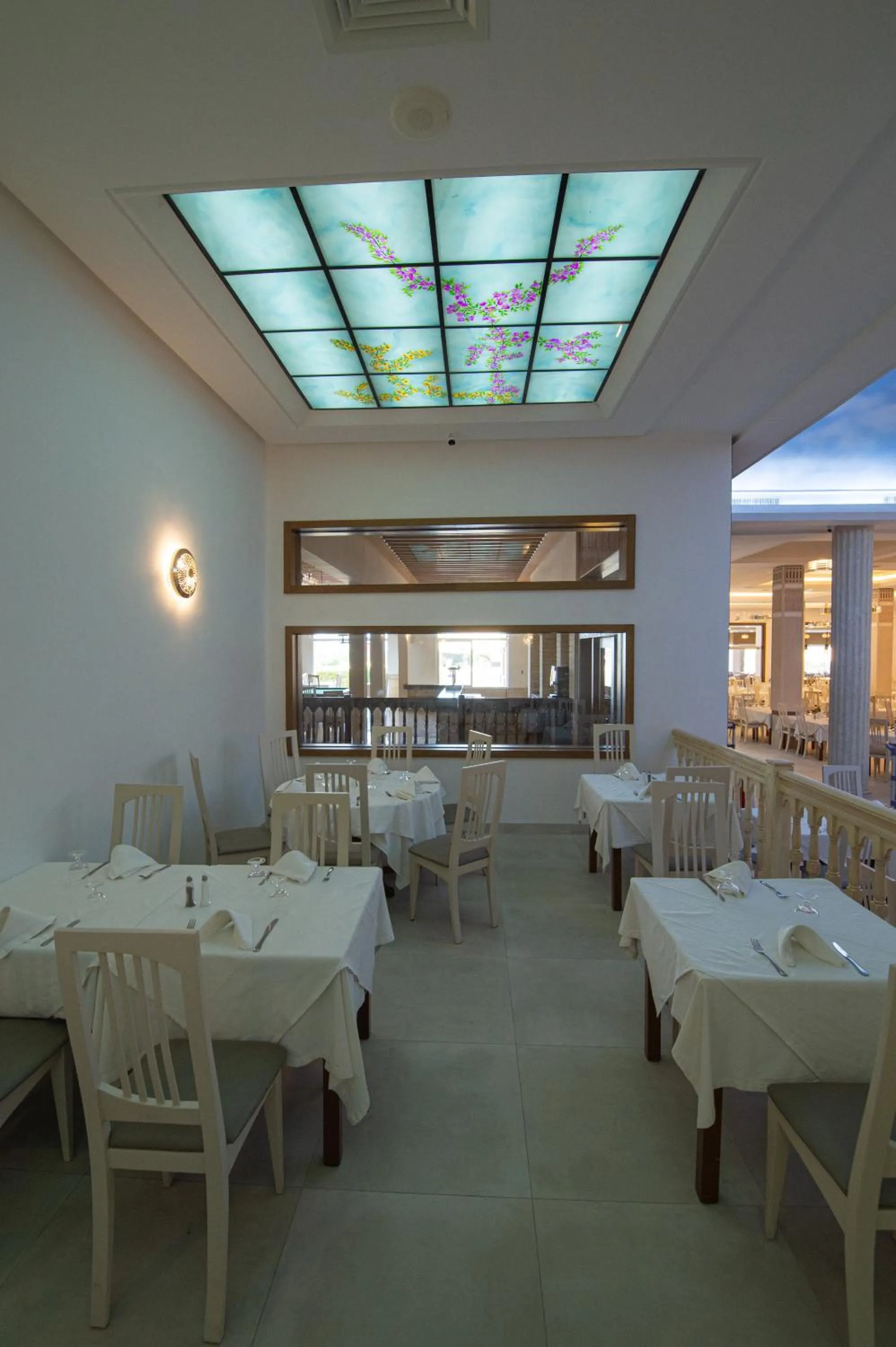 Restaurant/places to eat in Hotel Nour Palace Resort & Thalasso Mahdia