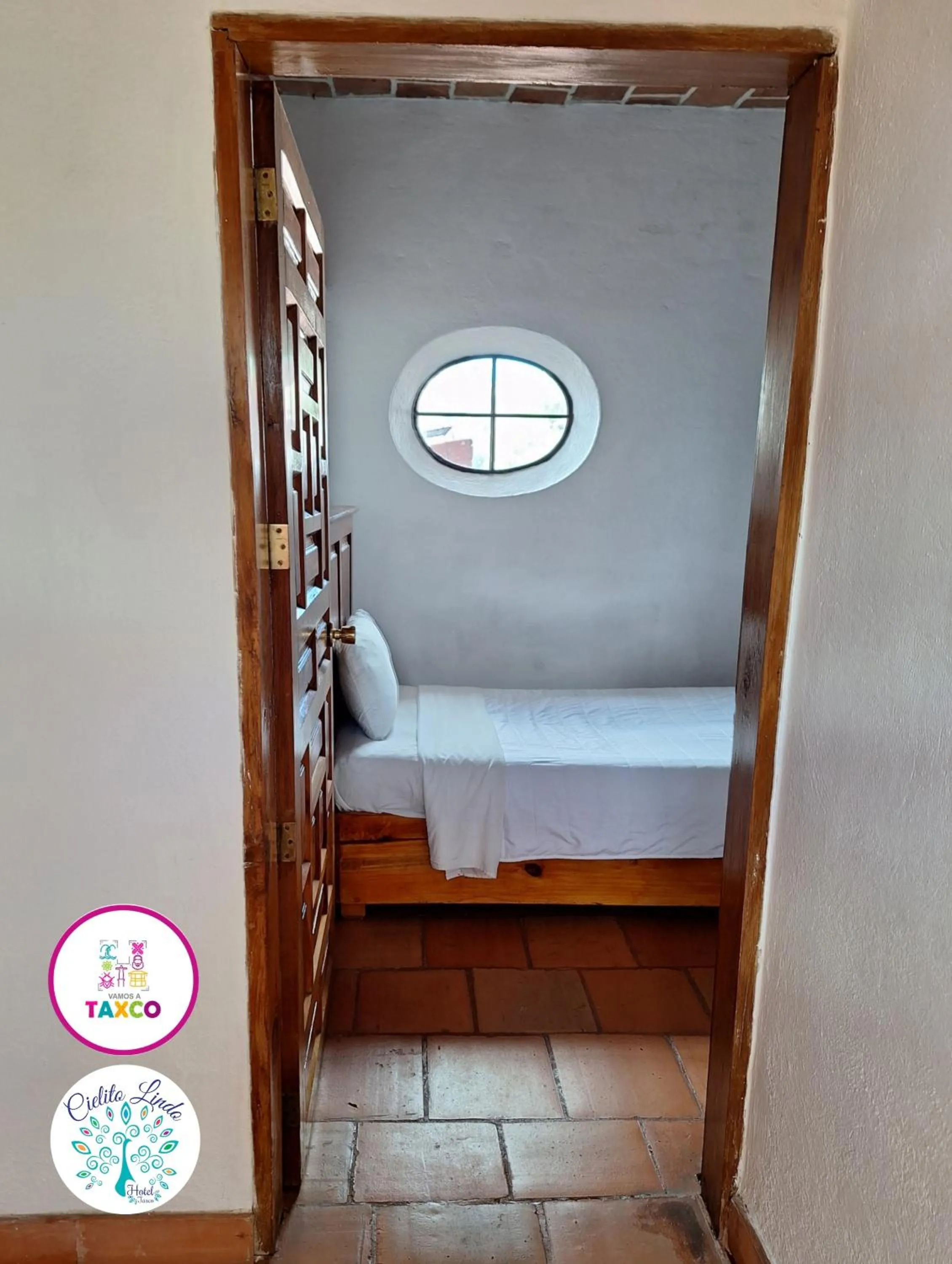 Bed in Hotel Cielito Lindo, Taxco