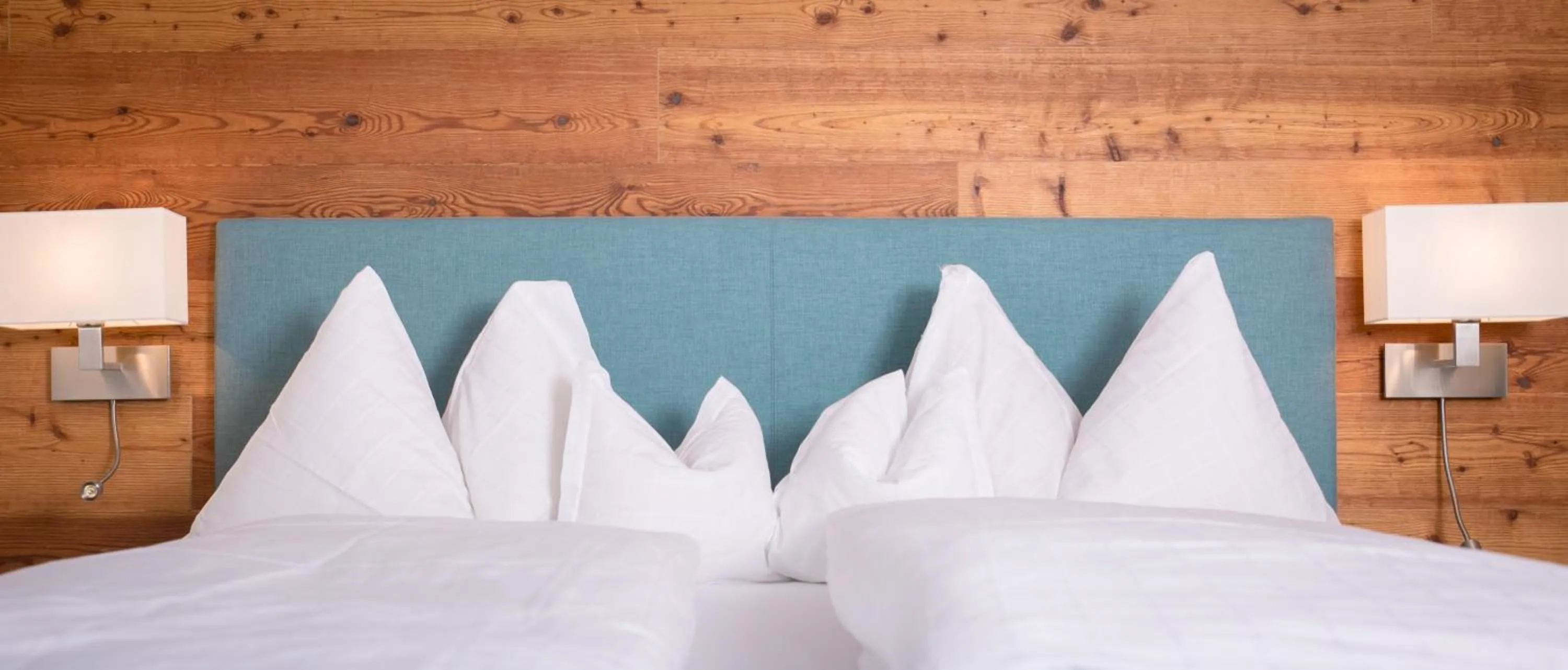 Bed in Hotel Friedheim Weggis