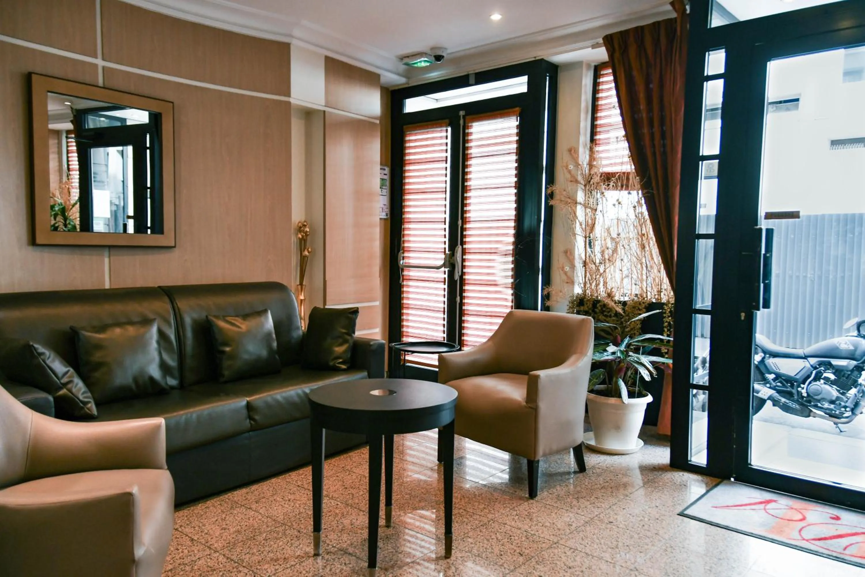 Living room in Hôtel des Deux Avenues