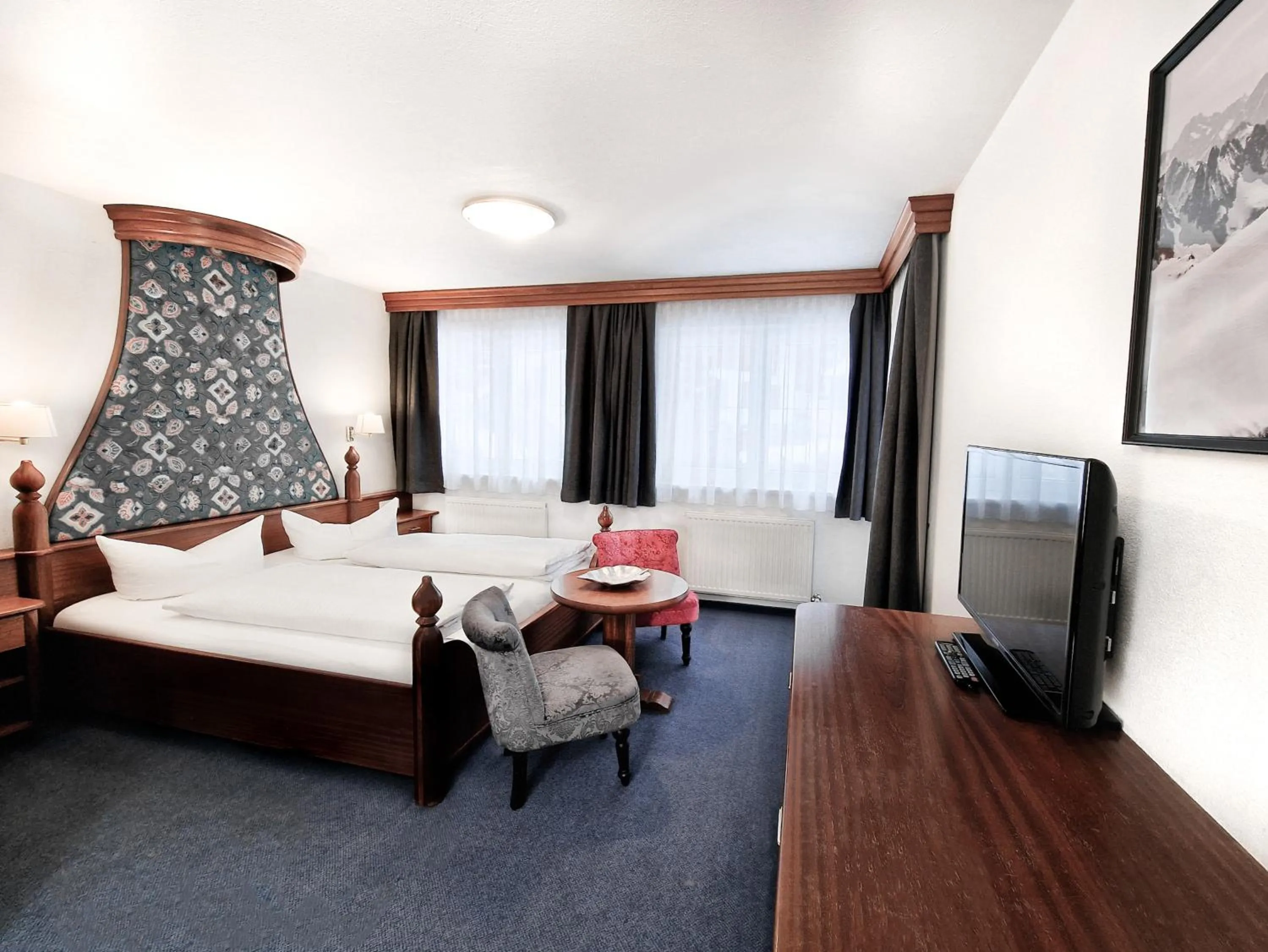 Photo of the whole room, Bed in Hotel Lärchenhof