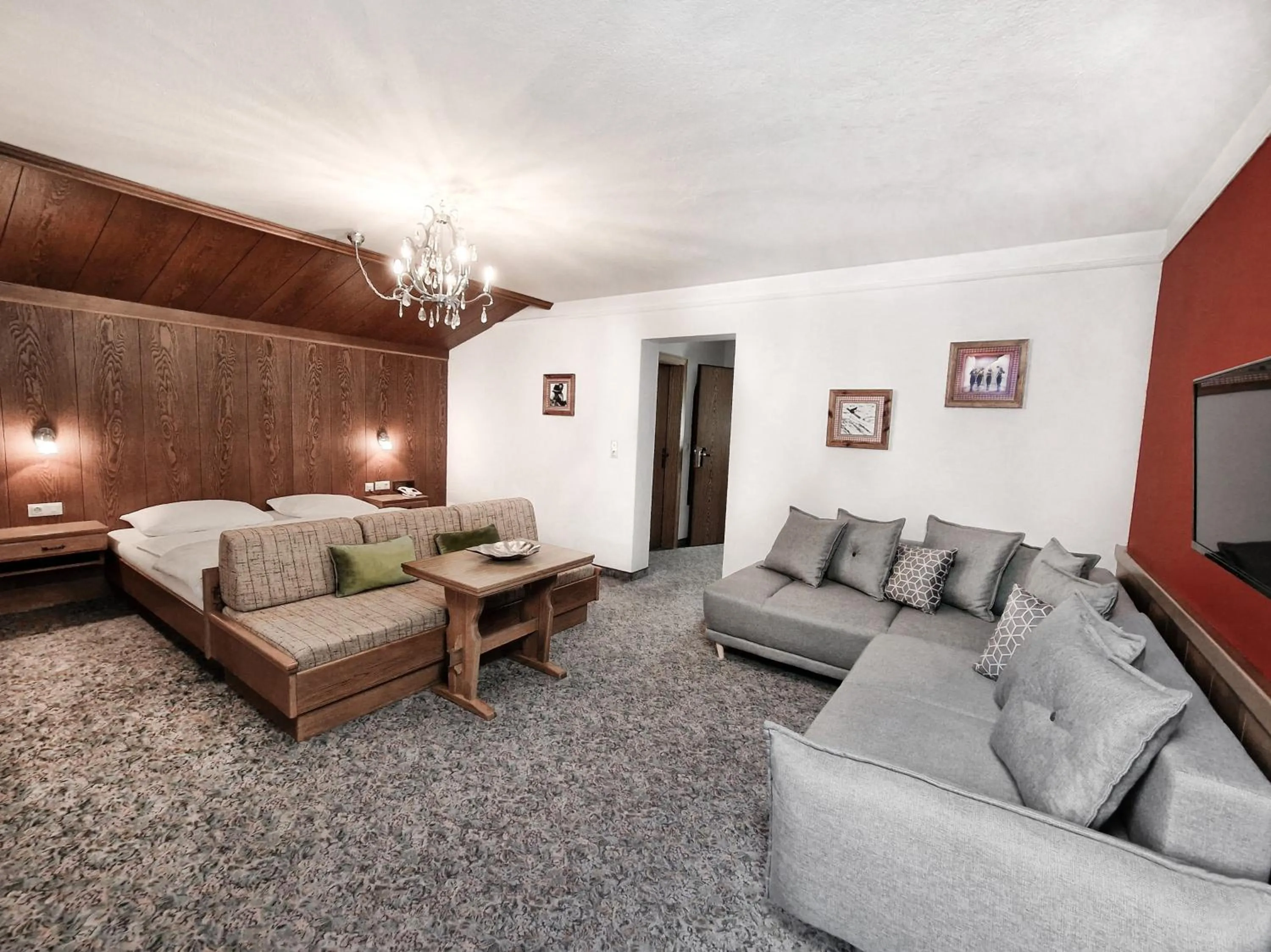 Photo of the whole room in Hotel Lärchenhof