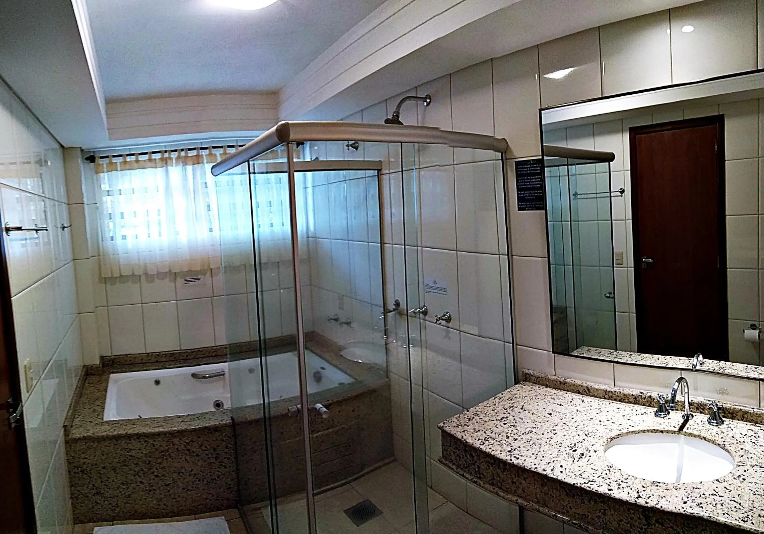 Bathroom in Praia Sol Hotel