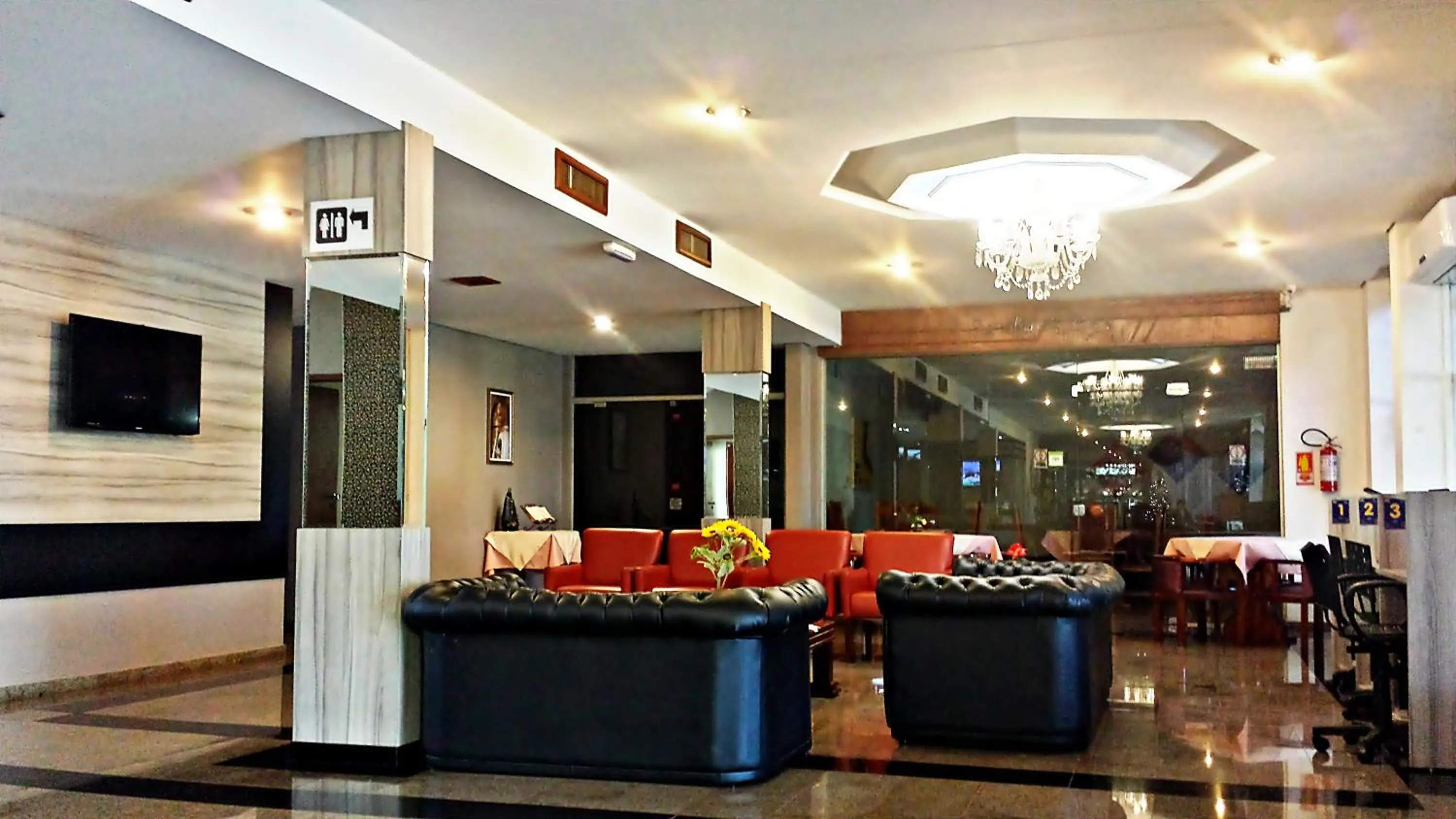 Communal lounge/ TV room in Praia Sol Hotel