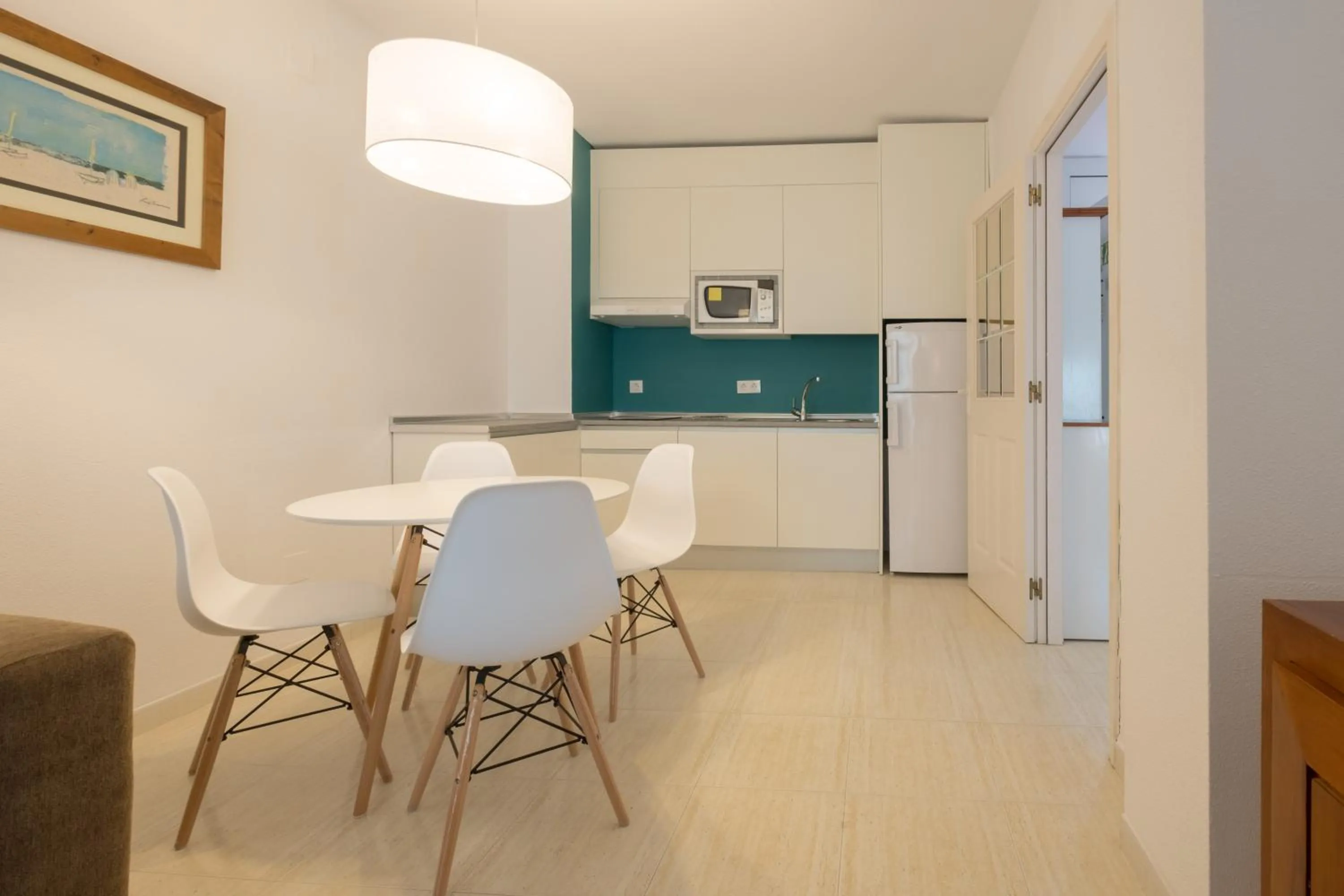 Kitchen or kitchenette in Aparthotel las Dunas