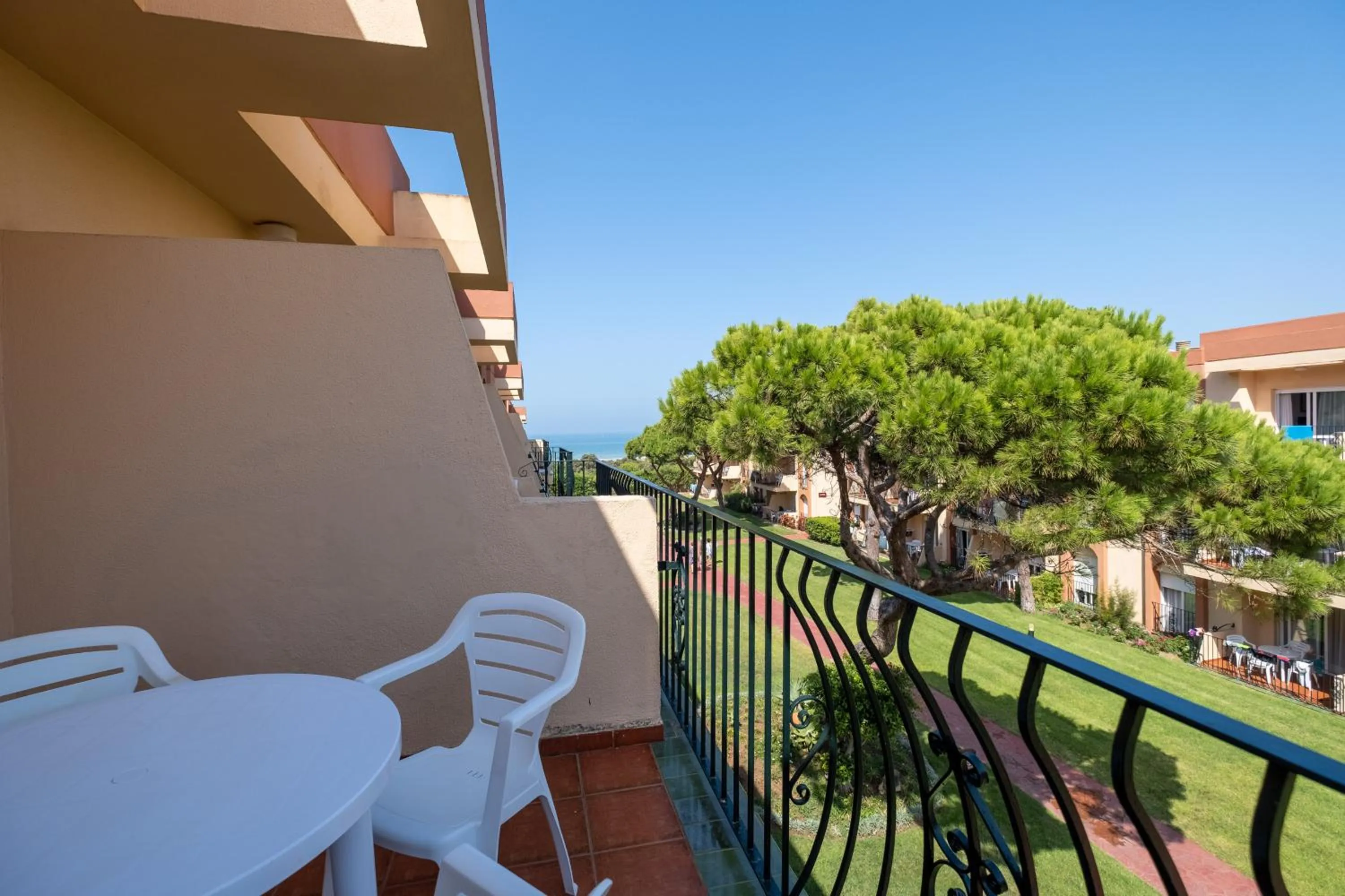 Photo of the whole room in Aparthotel las Dunas