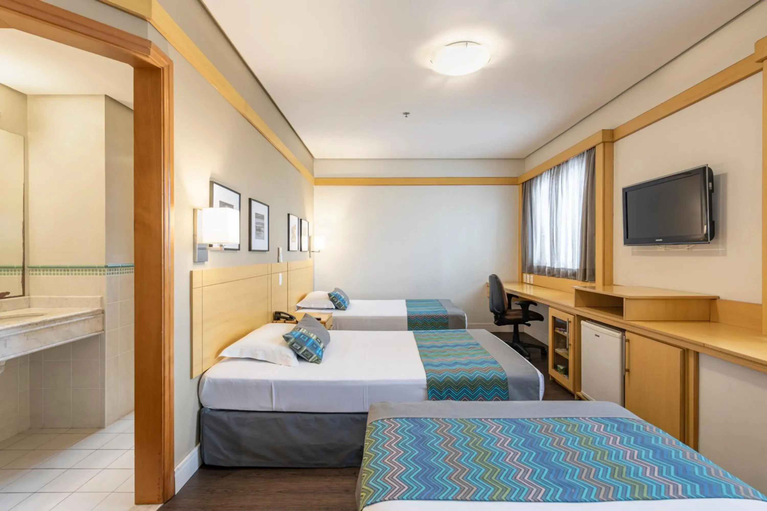 Standard Triple Room in Monreale Plus Guarulhos International Airport Standard Triple Room in Monreale Plus Guarulhos International Airport