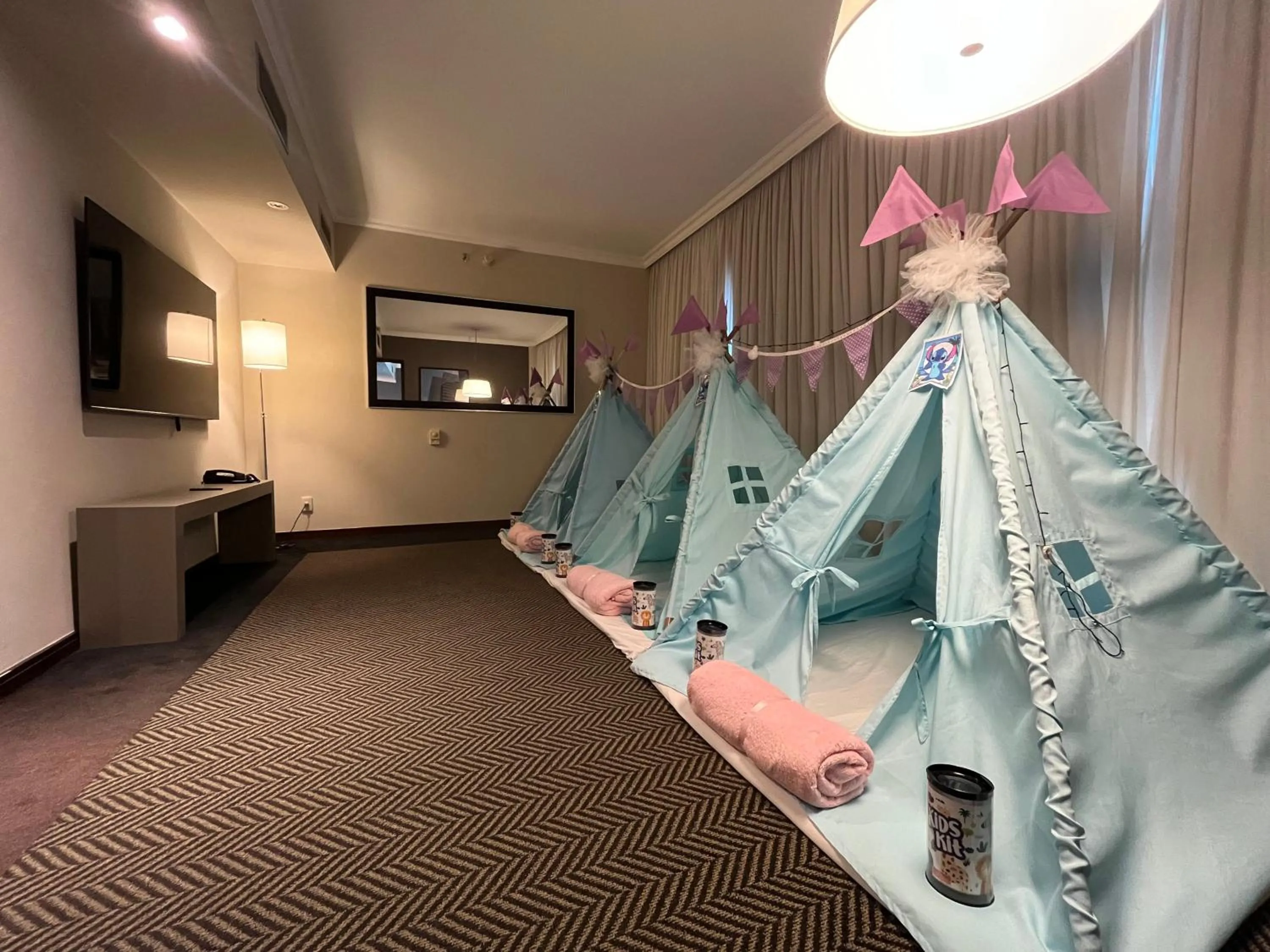 Decorative detail in Blue Tree Premium Verbo Divino - Nações Unidas