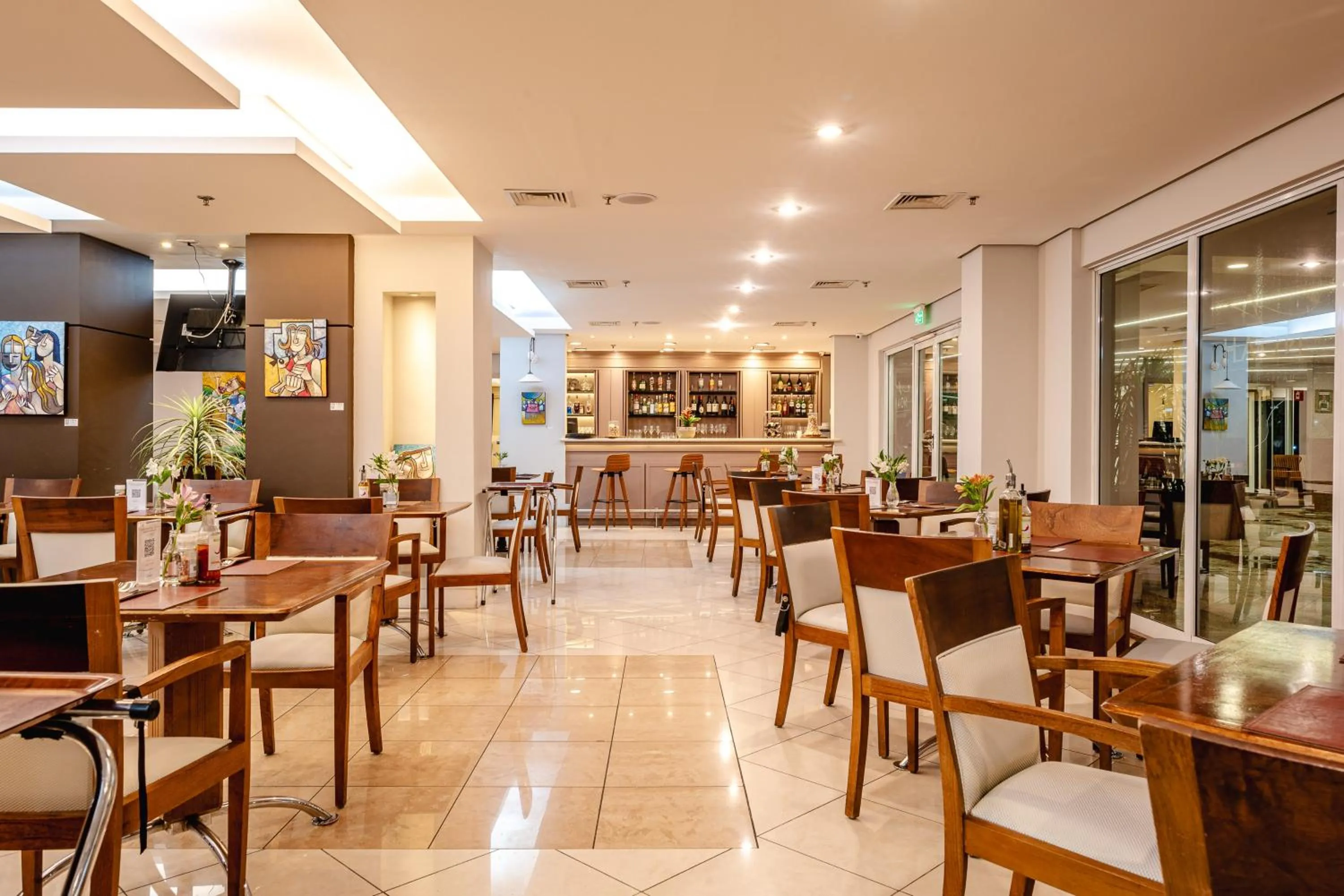 Restaurant/places to eat in Blue Tree Premium Verbo Divino - Nações Unidas