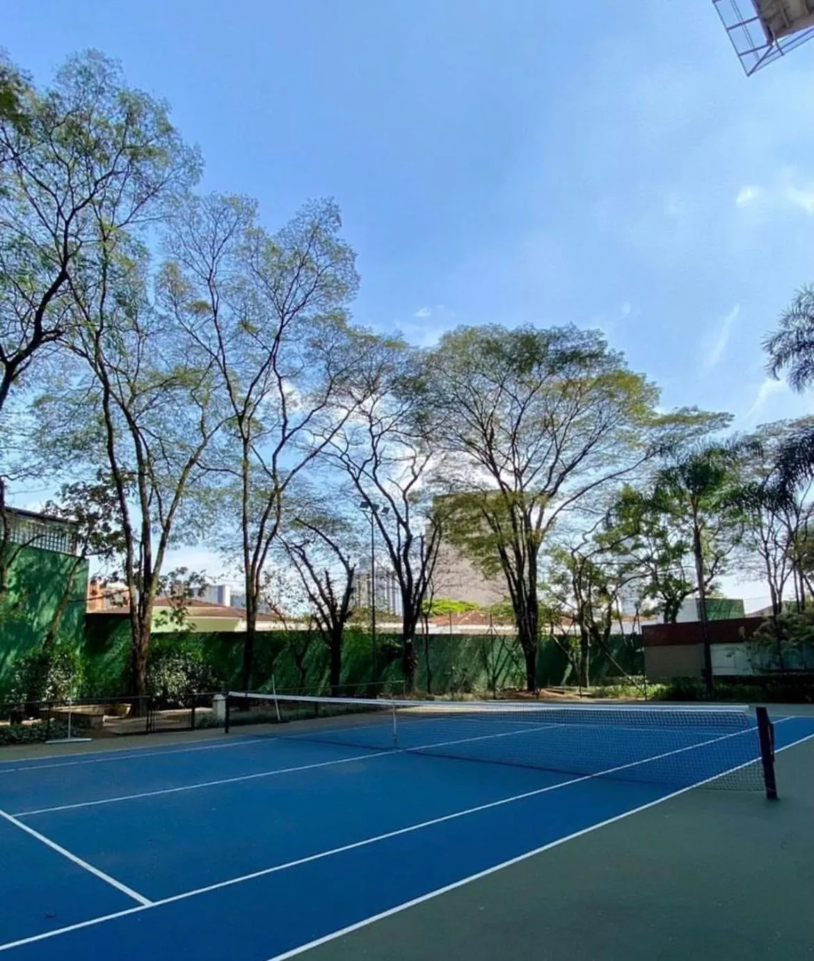 Tennis court in Blue Tree Premium Verbo Divino - Nações Unidas