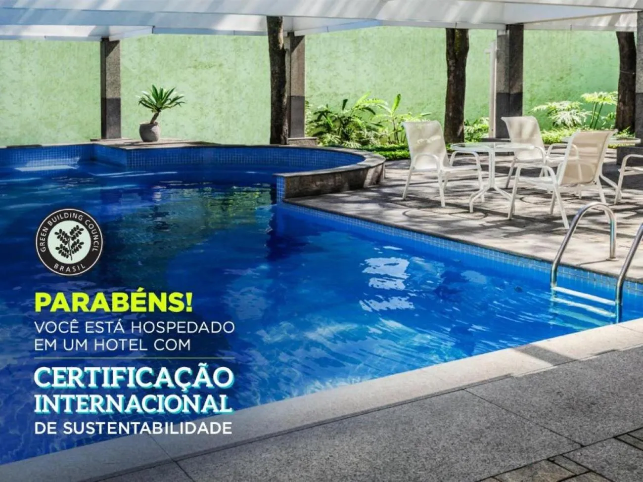 Swimming pool in Blue Tree Premium Verbo Divino - Nações Unidas