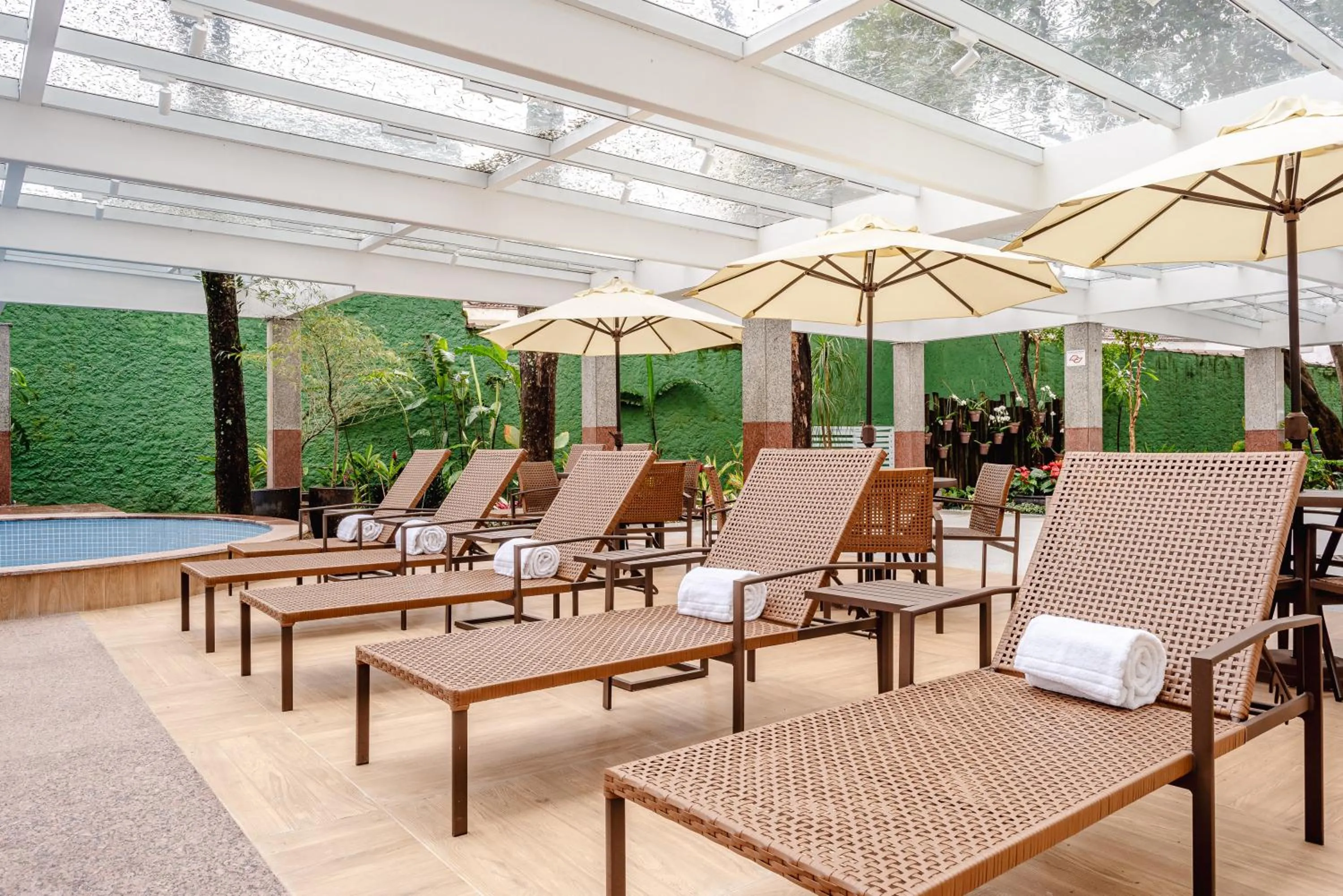 Swimming pool in Blue Tree Premium Verbo Divino - Nações Unidas