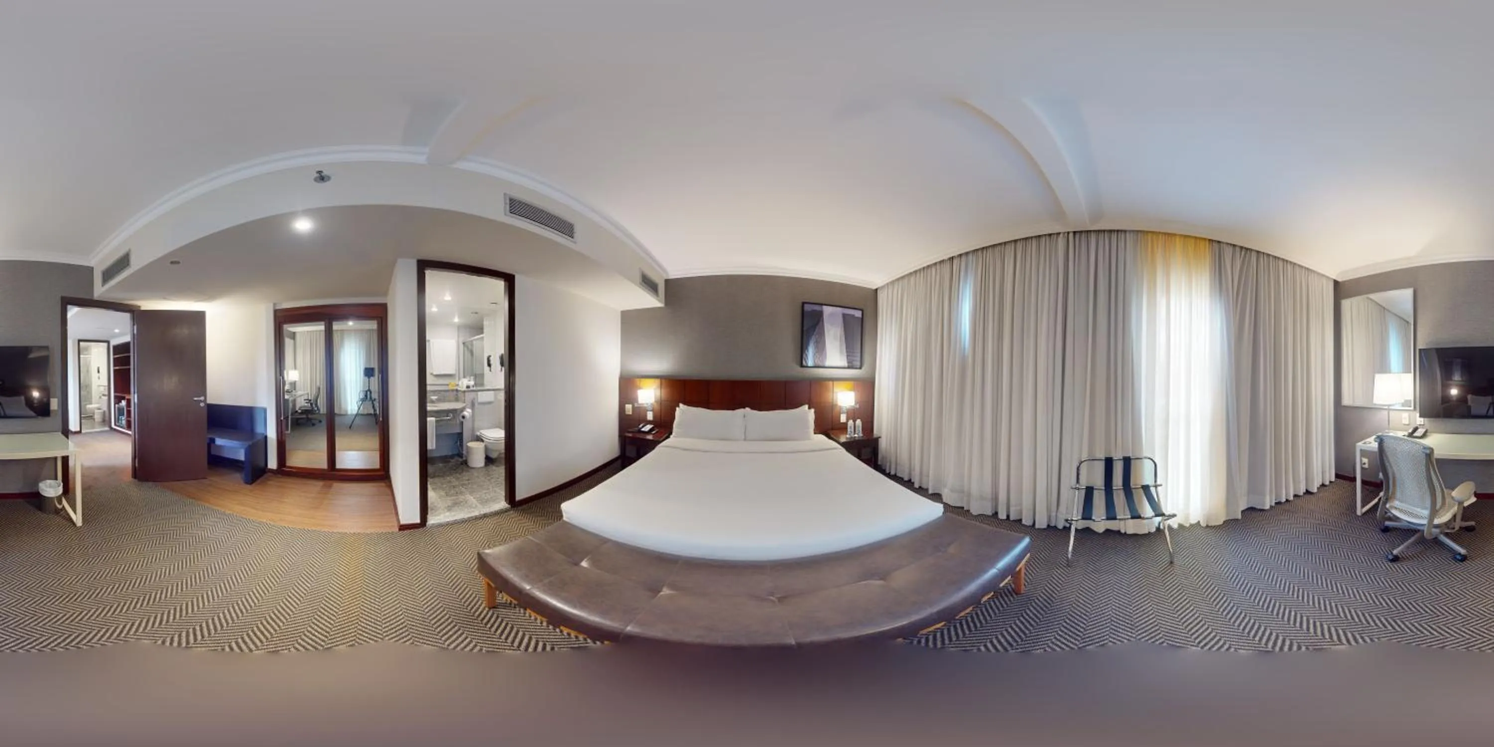 Photo of the whole room, Bed in Blue Tree Premium Verbo Divino - Nações Unidas