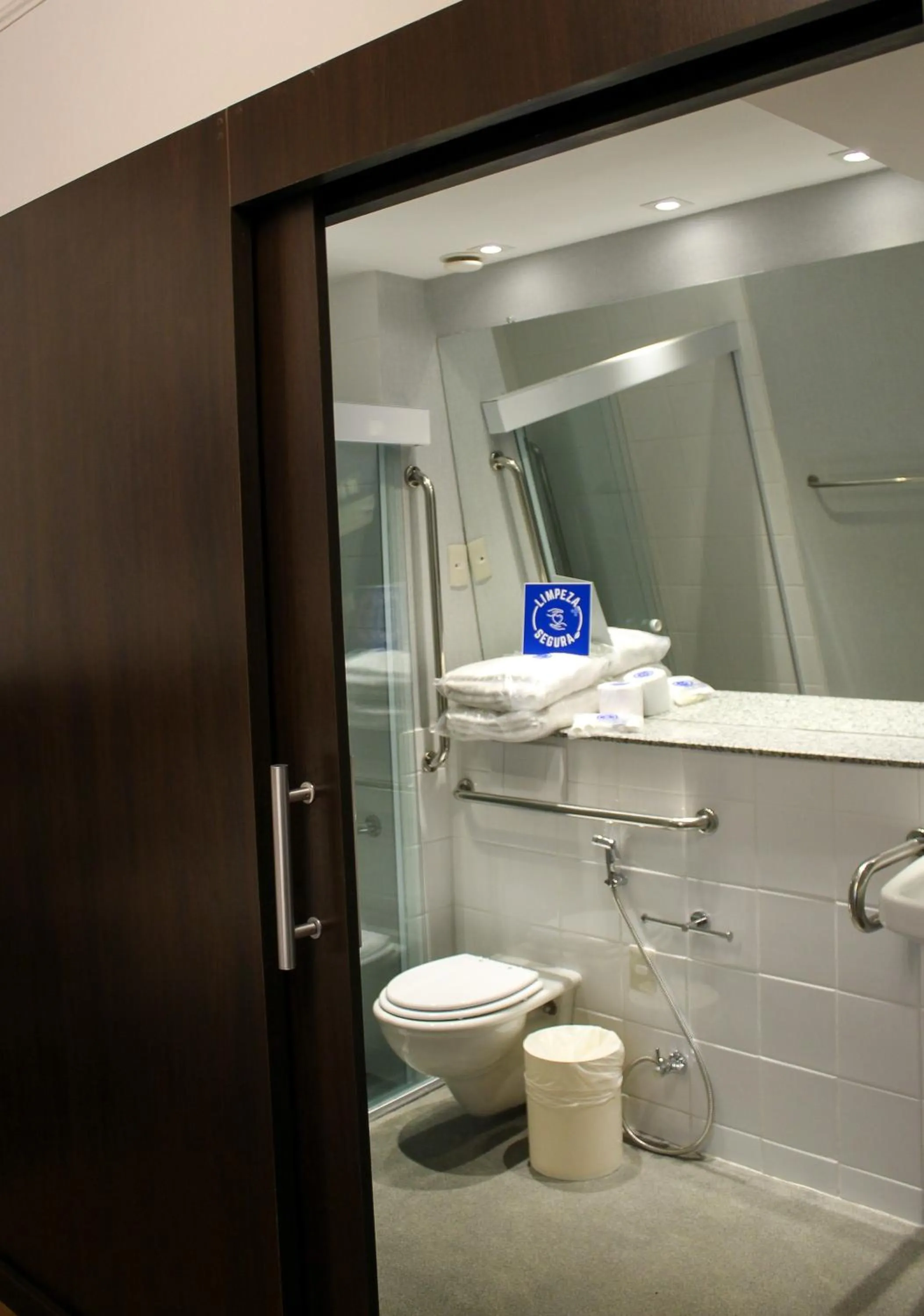 Bedroom in Blue Tree Premium Verbo Divino - Nações Unidas