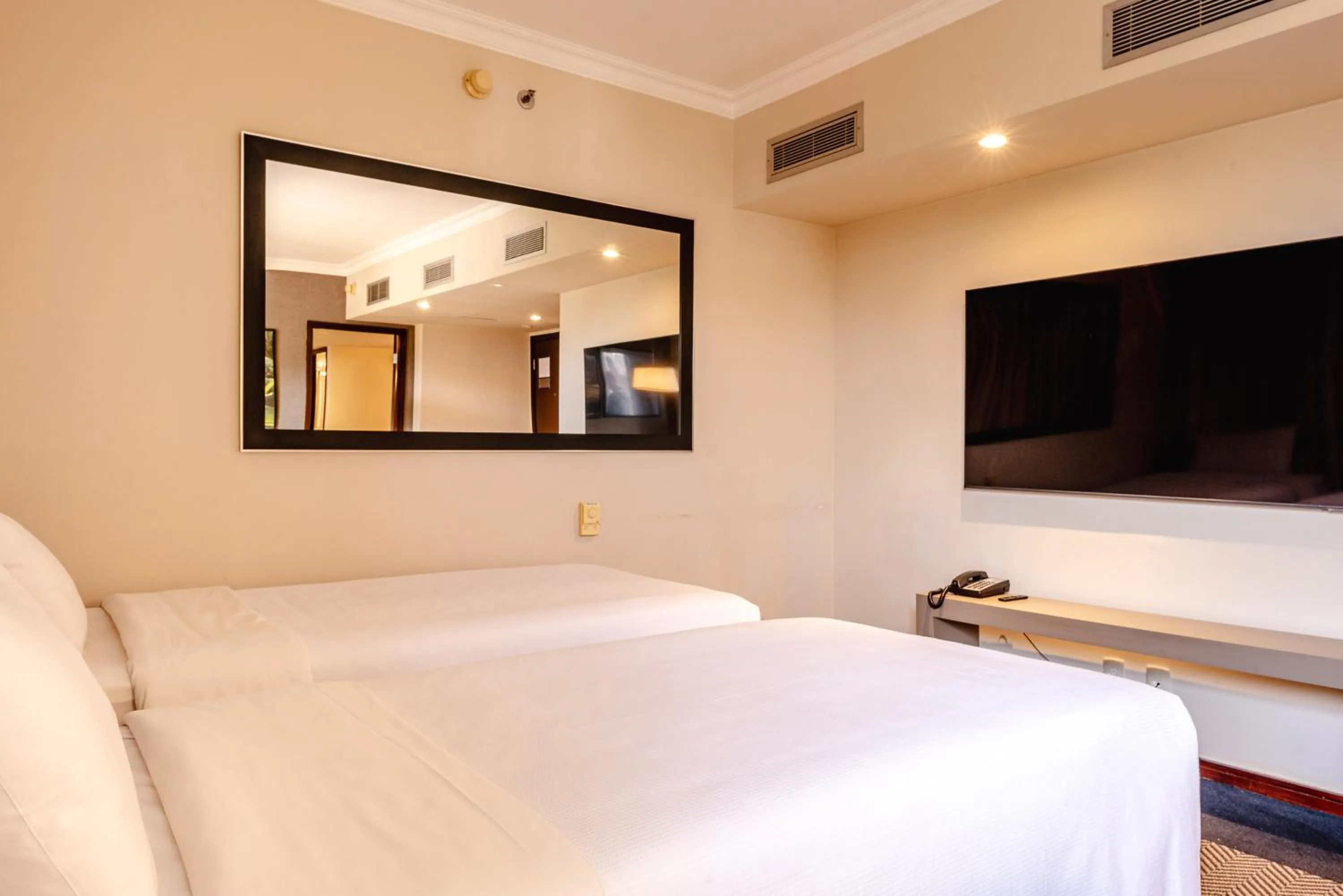 Bed in Blue Tree Premium Verbo Divino - Nações Unidas