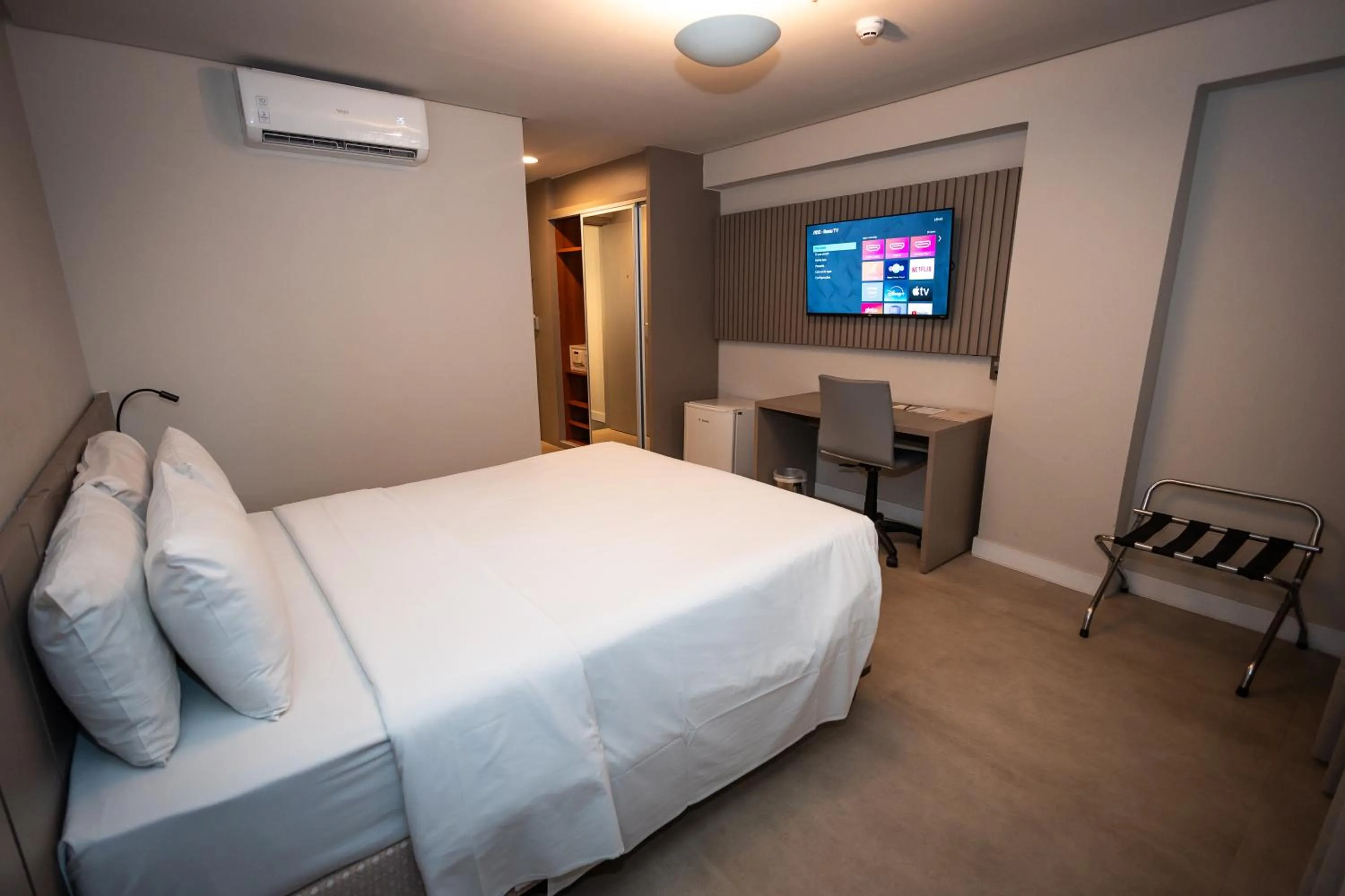 Photo of the whole room, Bed in SJ Premium Hotels By Atlantica