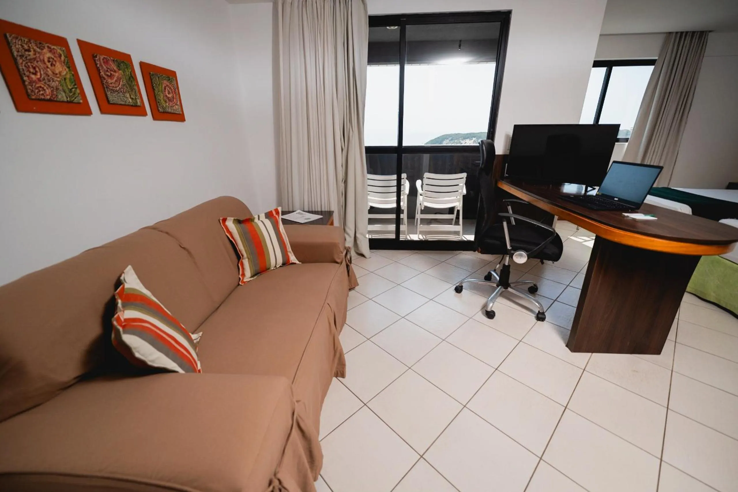 Living room in Quality Suites Natal