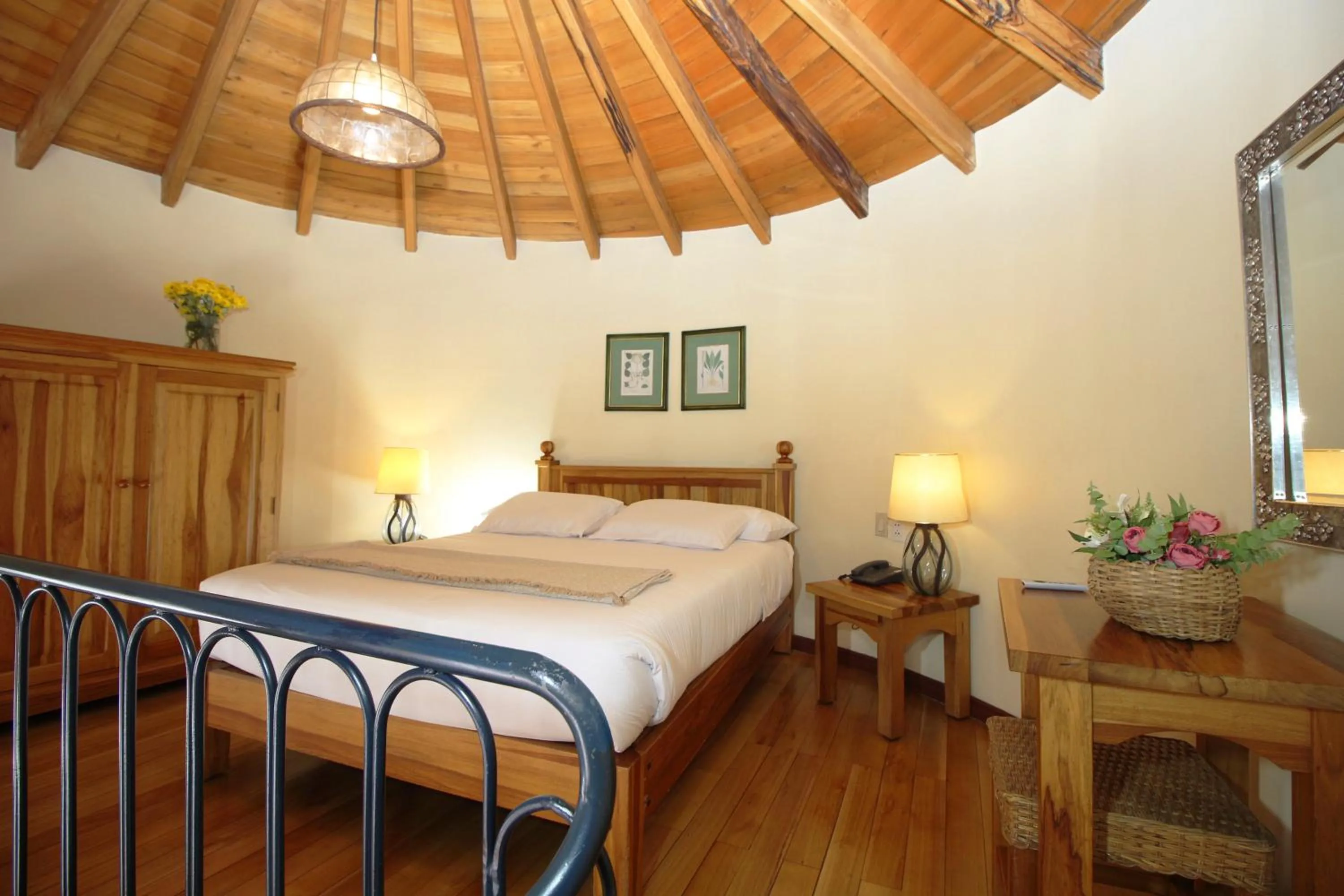 Photo of the whole room, Bed in Hotel Boutique Vieja Cuba