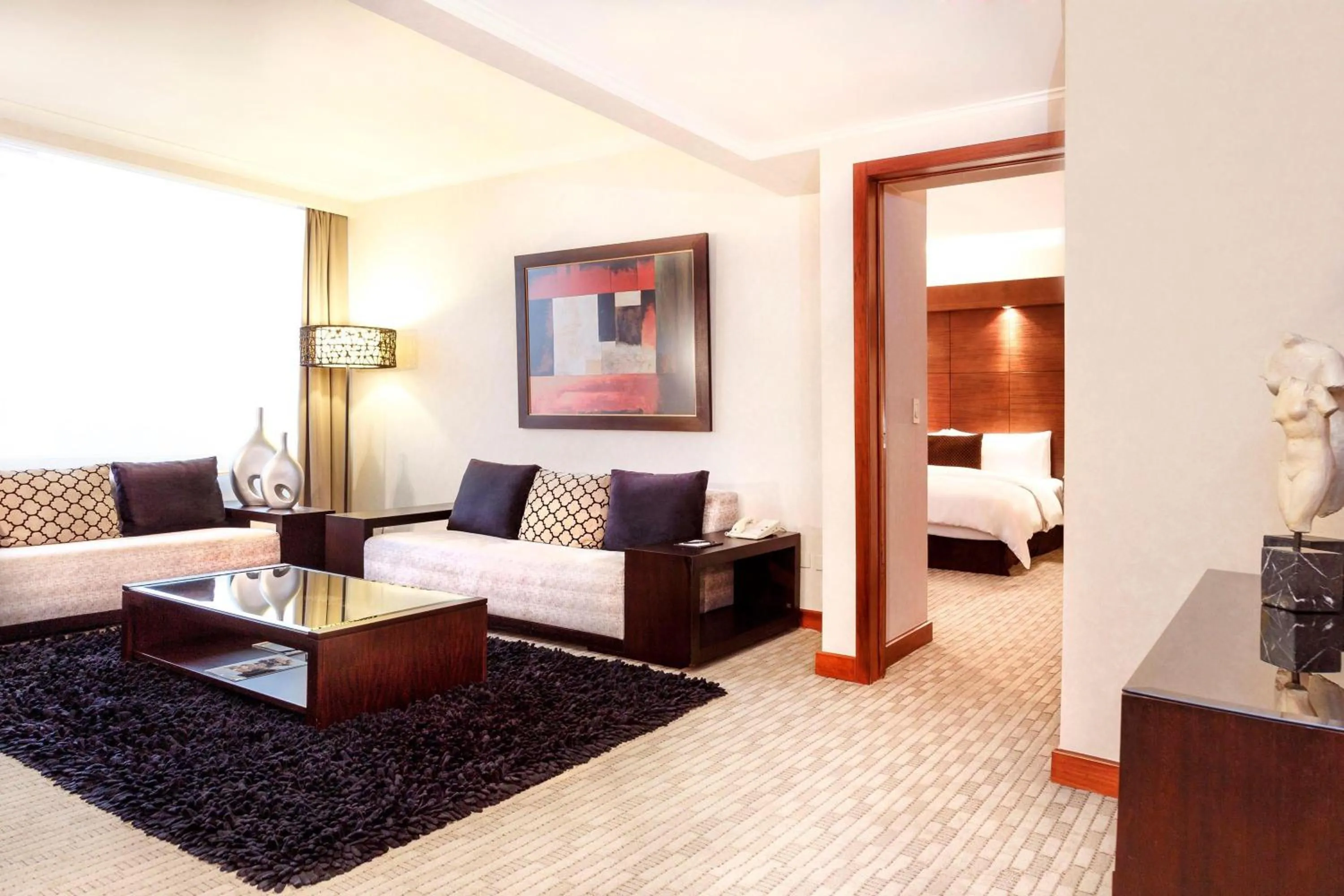 Bedroom, Bed in Swissotel Quito