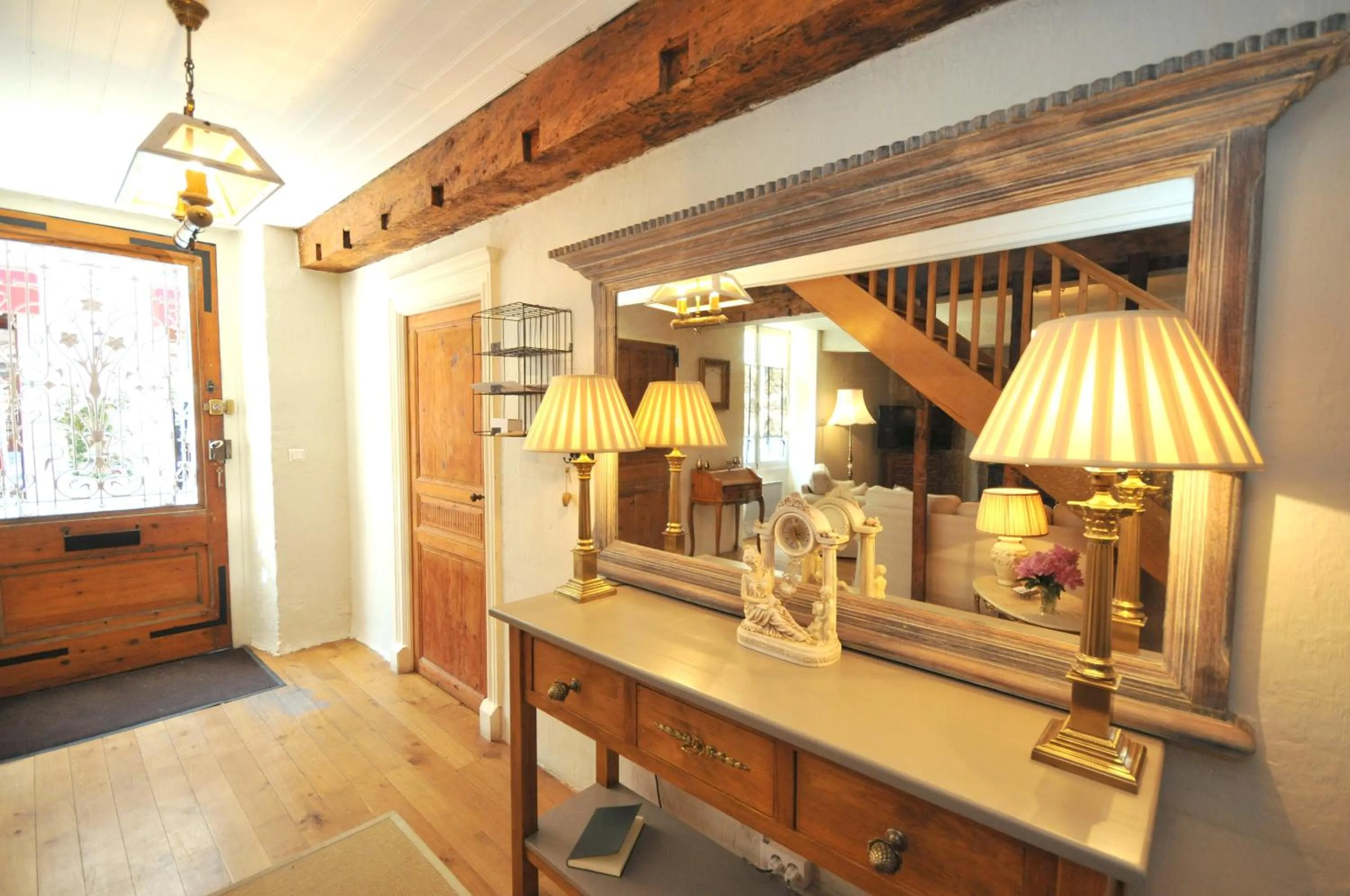 Property building in 52 Eymet