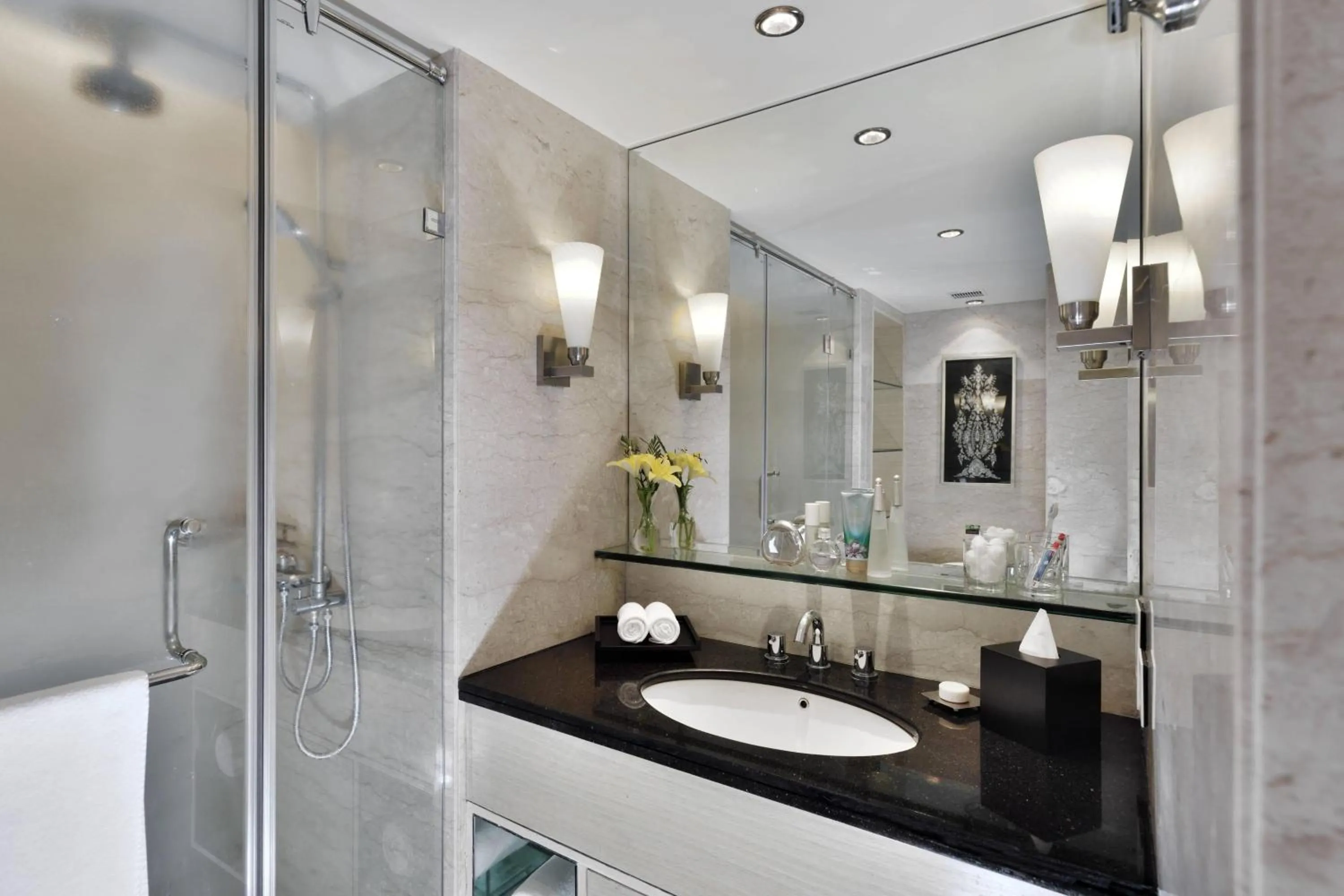 Bathroom in Marriott Executive Apartment - Lakeside Chalet, Mumbai